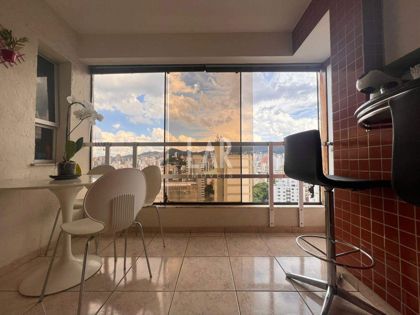 Apartamento de 1 quarto à venda, São Pedro, Belo Horizonte - MG