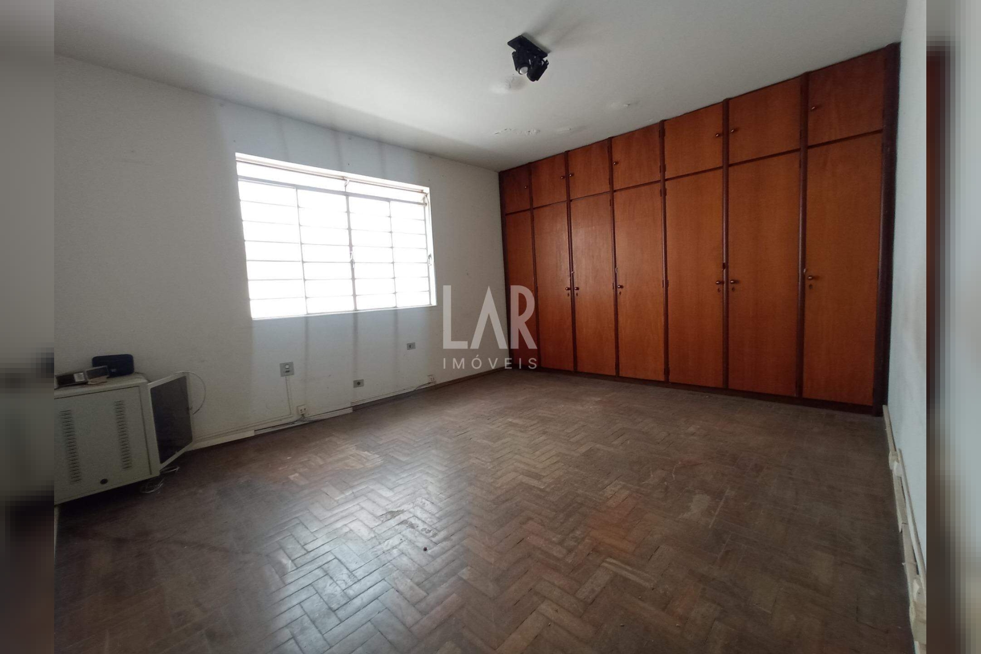 Casa de 4 quartos à venda, Cidade Nova, Belo Horizonte - MG