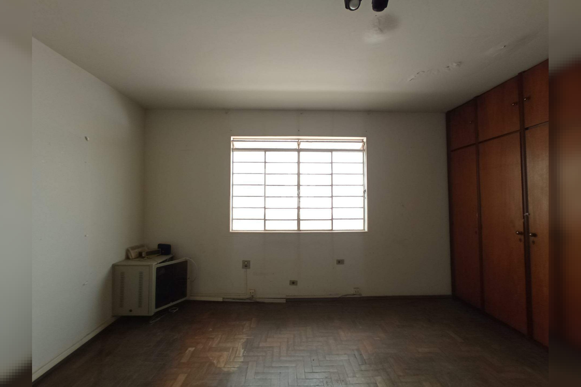 Casa de 4 quartos à venda, Cidade Nova, Belo Horizonte - MG