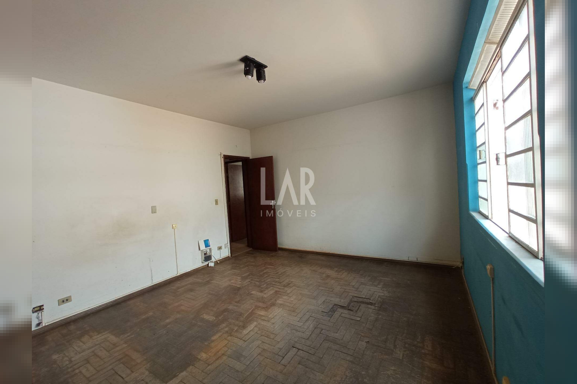 Casa de 4 quartos à venda, Cidade Nova, Belo Horizonte - MG
