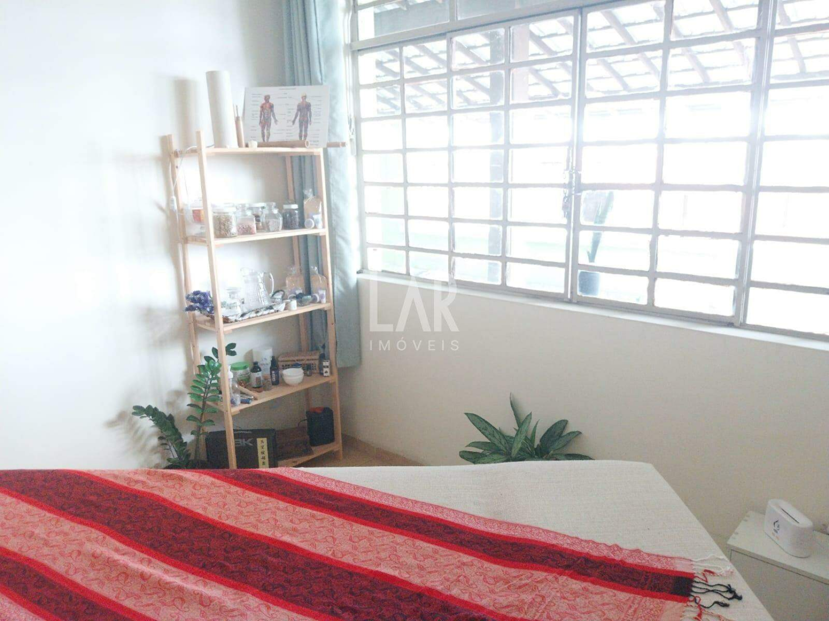 Casa de 4 quartos à venda, Concórdia, Belo Horizonte - MG