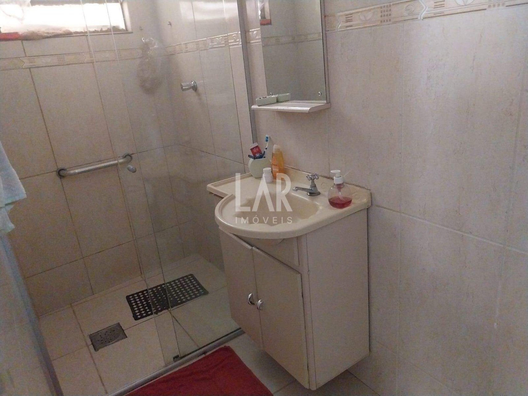 Casa de 4 quartos à venda, Concórdia, Belo Horizonte - MG