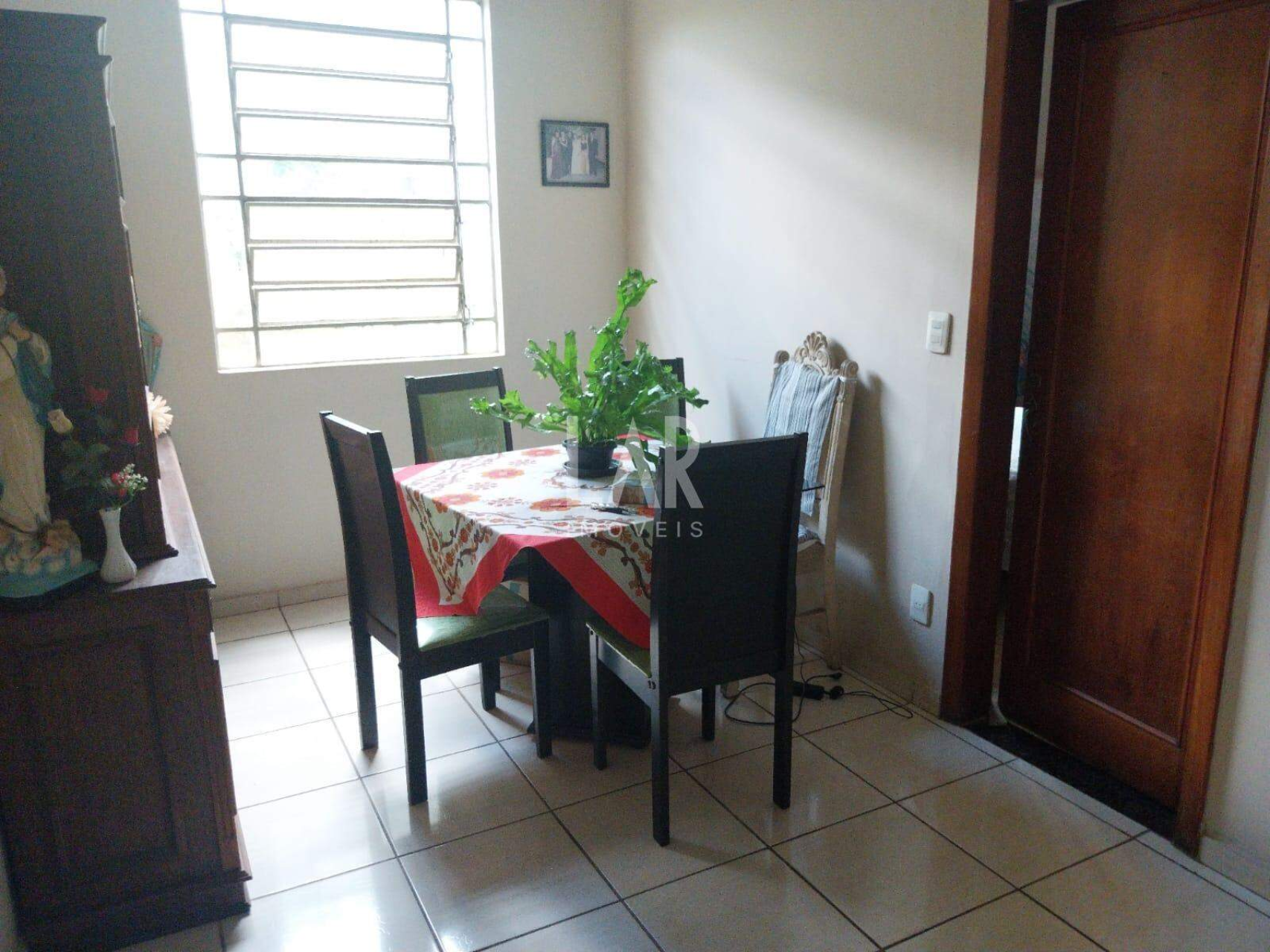 Casa de 4 quartos à venda, Concórdia, Belo Horizonte - MG