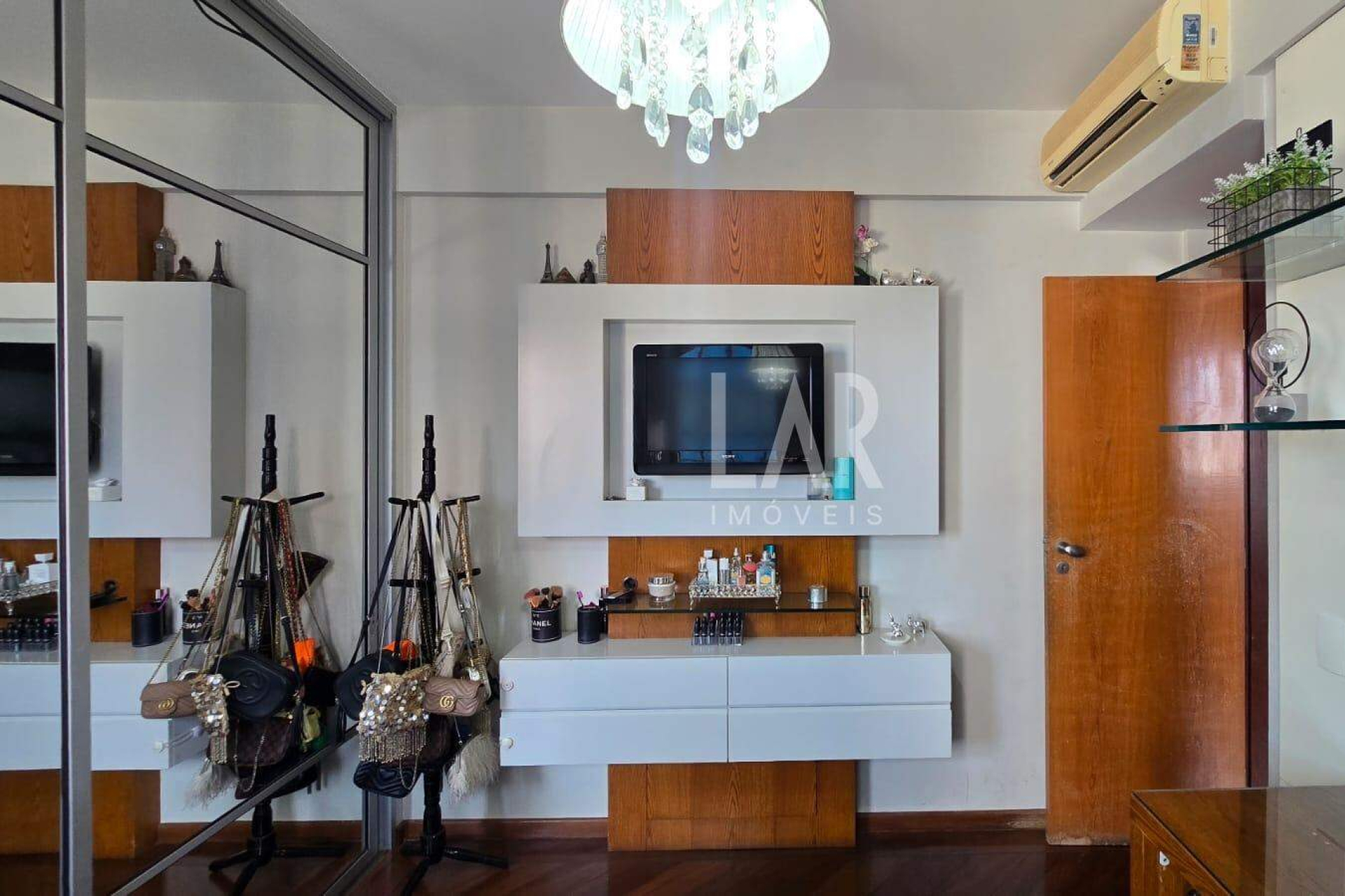 Apartamento de 4 quartos à venda, Santa Efigênia, Belo Horizonte - MG