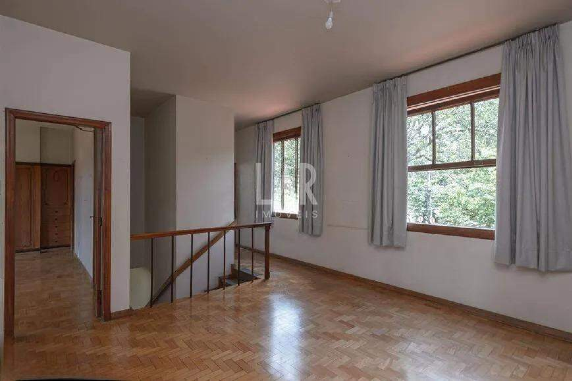 Casa de 5 quartos à venda, Cidade Jardim, Belo Horizonte - MG