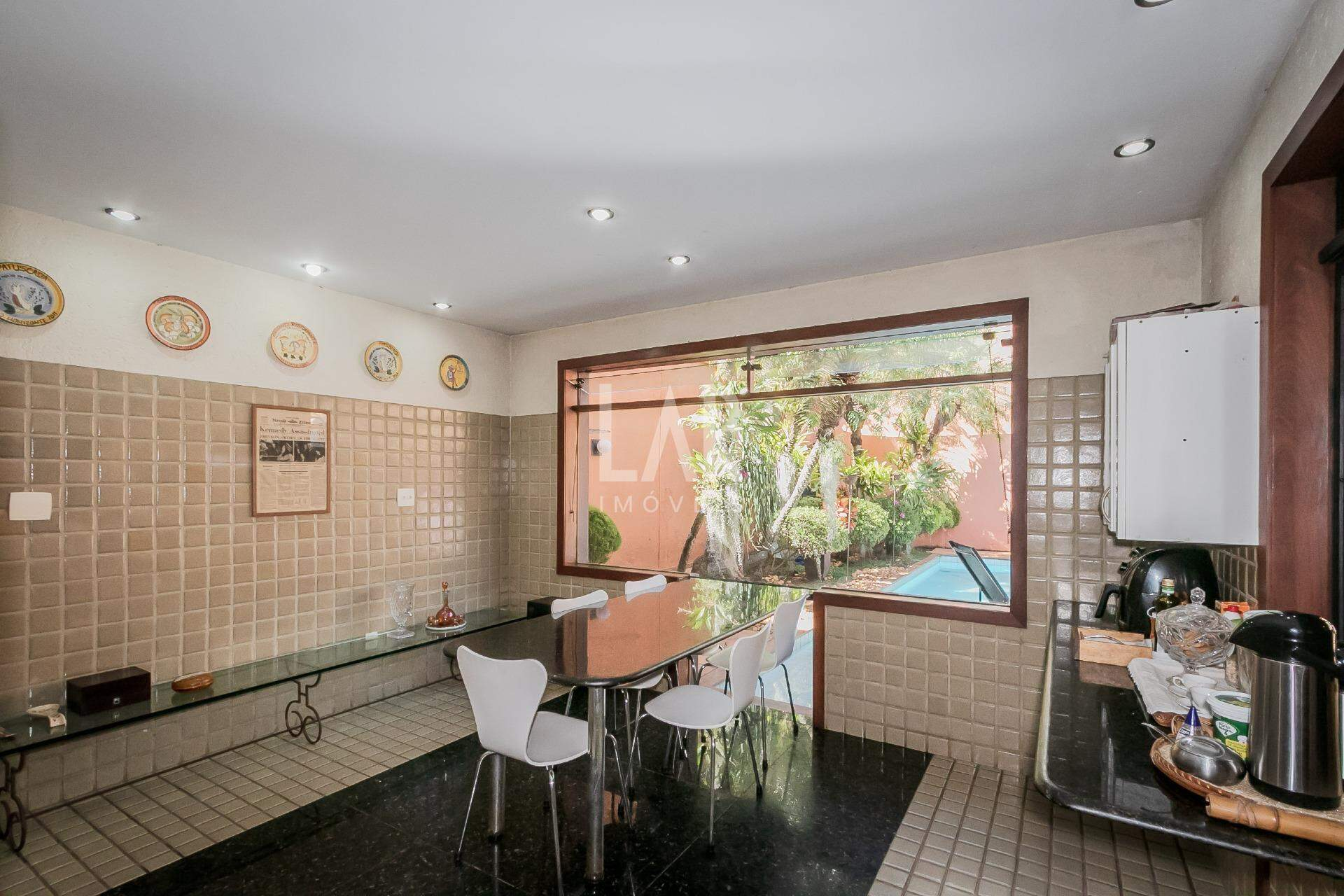 Casa de 4 quartos à venda, Belvedere, Belo Horizonte - MG