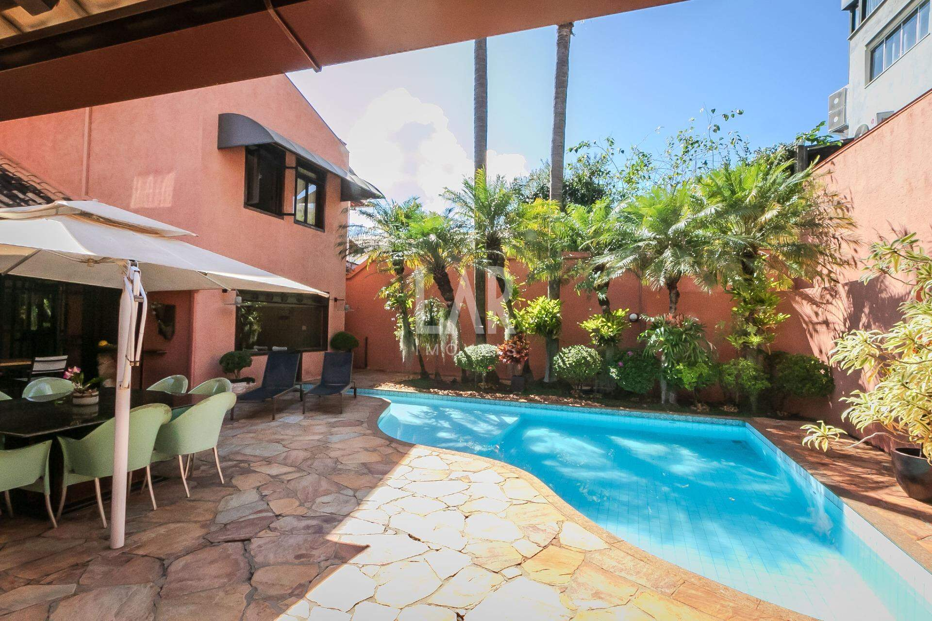 Casa de 4 quartos à venda, Belvedere, Belo Horizonte - MG