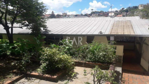 Casa de 3 quartos à venda, Centro, Nova Lima - MG