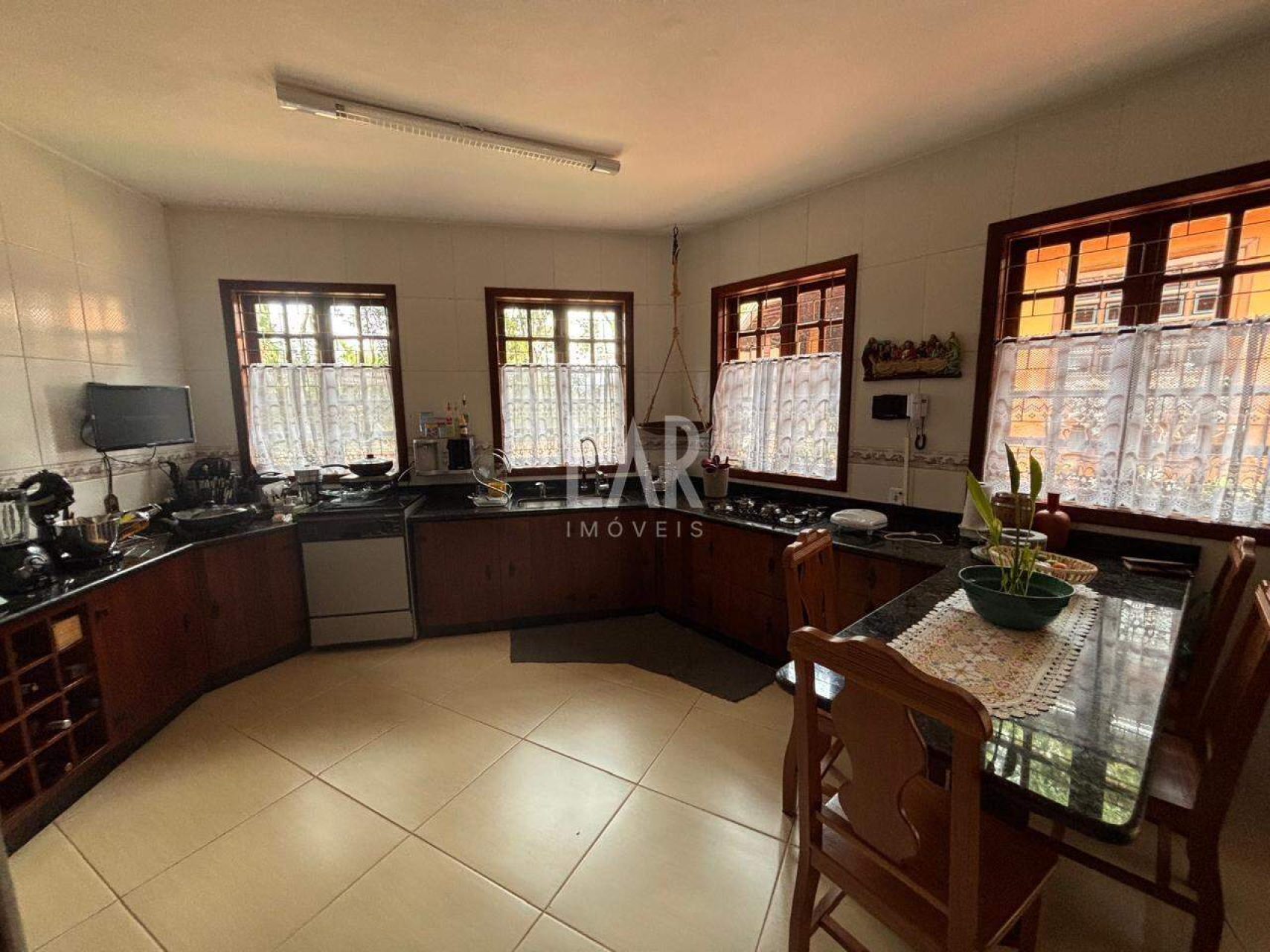 Casa de 7 quartos à venda, Jardins de Petrópolis, Nova Lima - MG