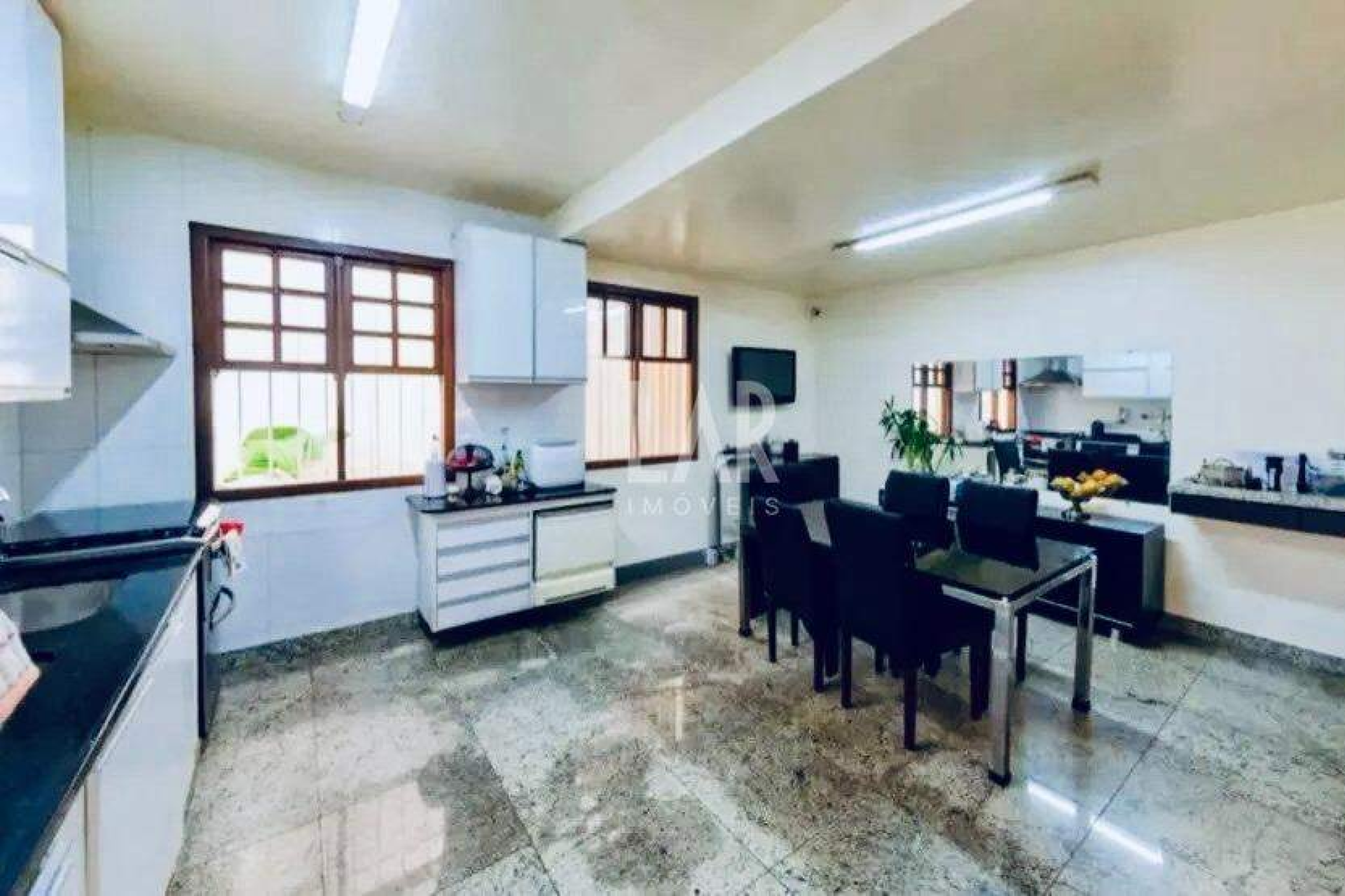Casa de 4 quartos à venda, Belvedere, Belo Horizonte - MG