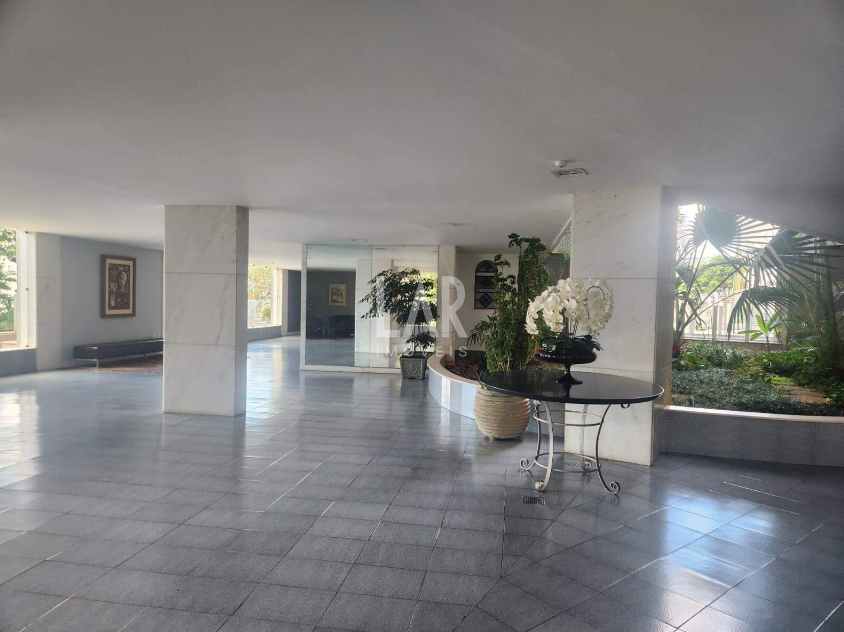 Apartamento de 4 quartos à venda, Vila Paris, Belo Horizonte - MG
