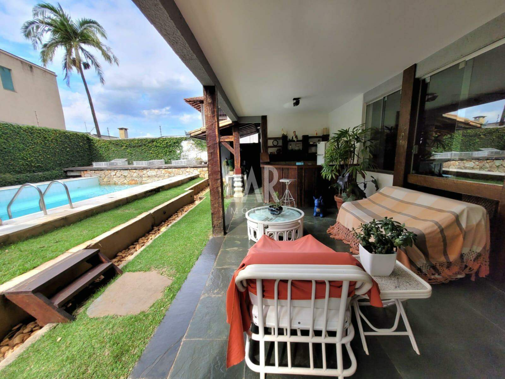 Casa de 6 quartos à venda, São Bento, Belo Horizonte - MG