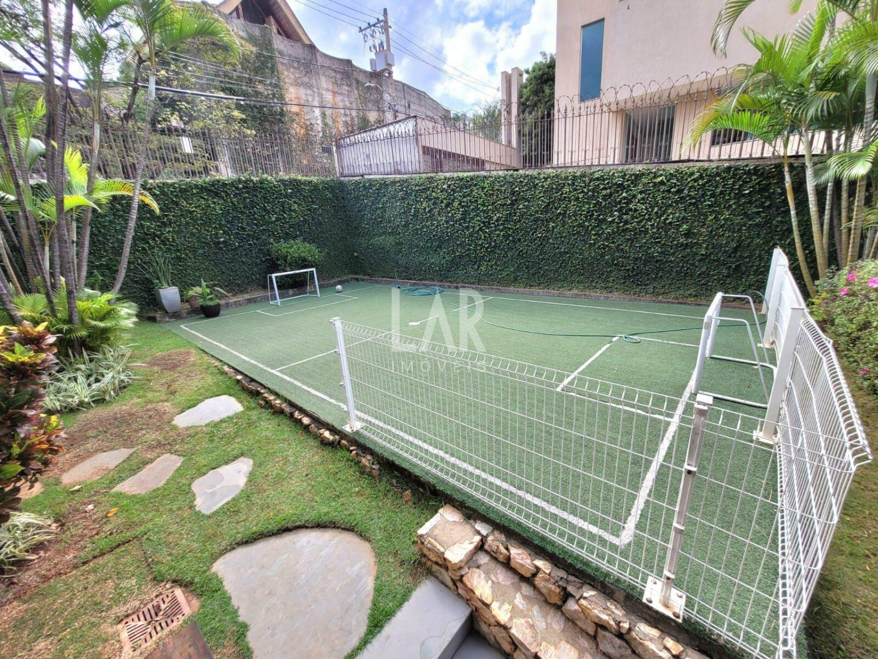 Casa de 6 quartos à venda, São Bento, Belo Horizonte - MG