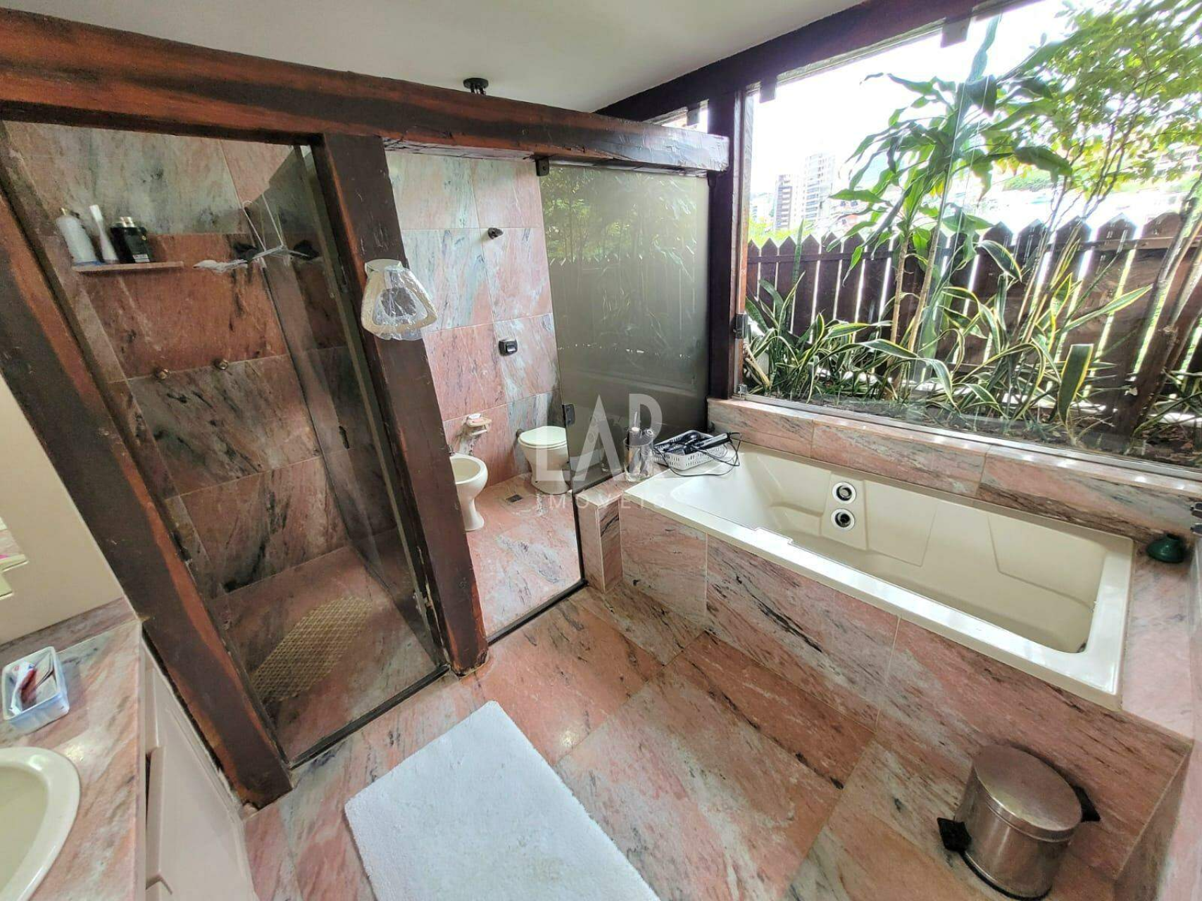 Casa de 6 quartos à venda, São Bento, Belo Horizonte - MG