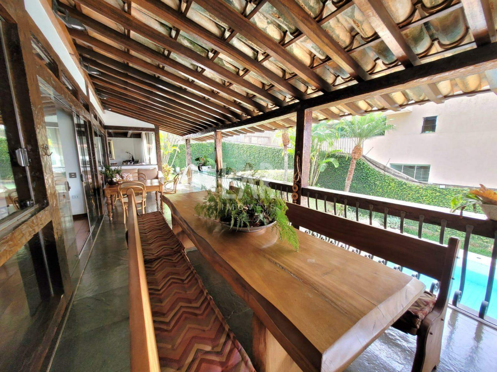 Casa de 6 quartos à venda, São Bento, Belo Horizonte - MG