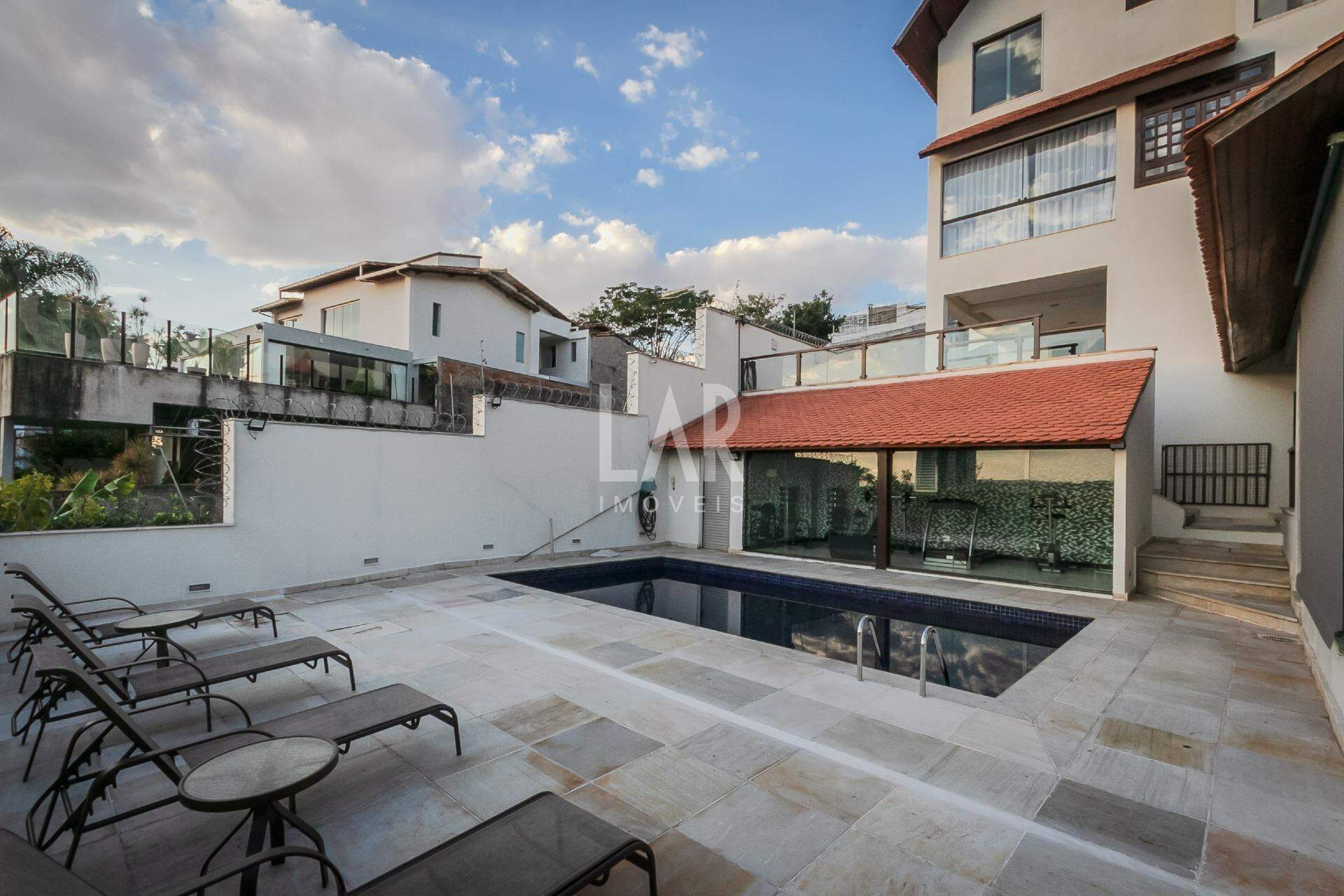 Casa de 5 quartos à venda, Estoril, Belo Horizonte - MG