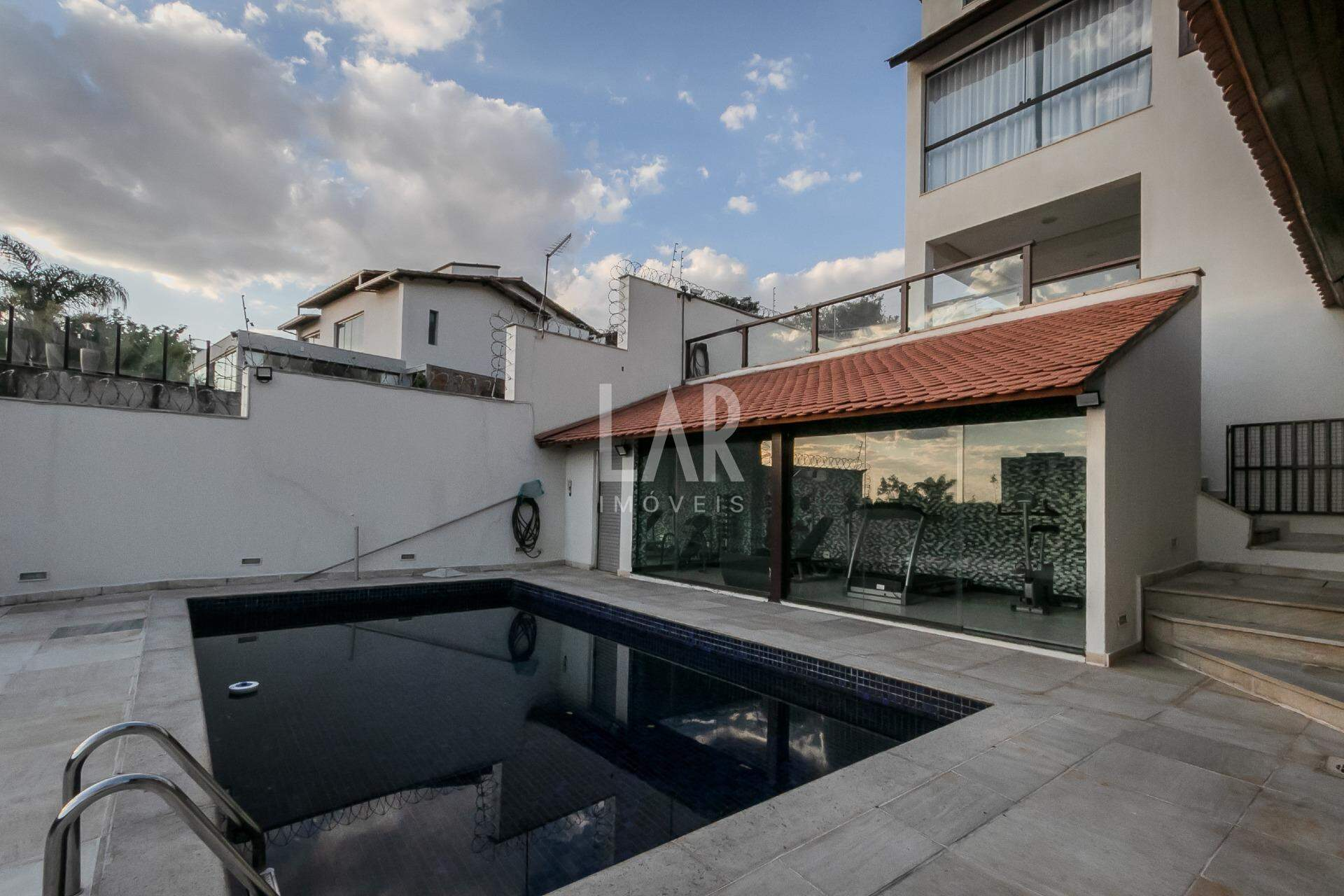 Casa de 5 quartos à venda, Estoril, Belo Horizonte - MG