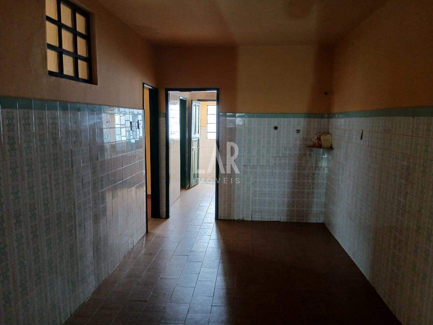 Prédio de 8 quartos à venda, Sagrada Família, Belo Horizonte - MG