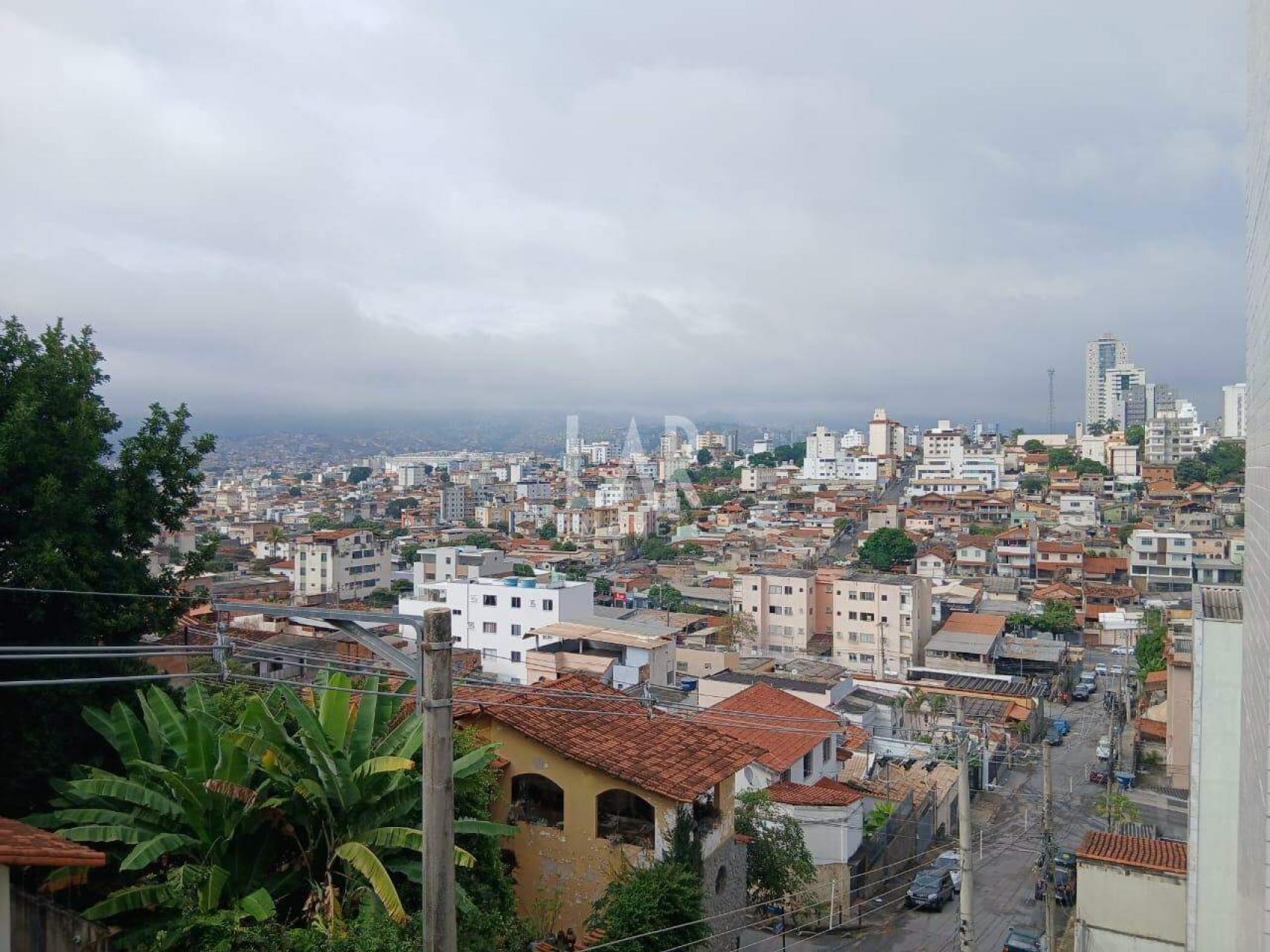 Prédio de 8 quartos à venda, Sagrada Família, Belo Horizonte - MG