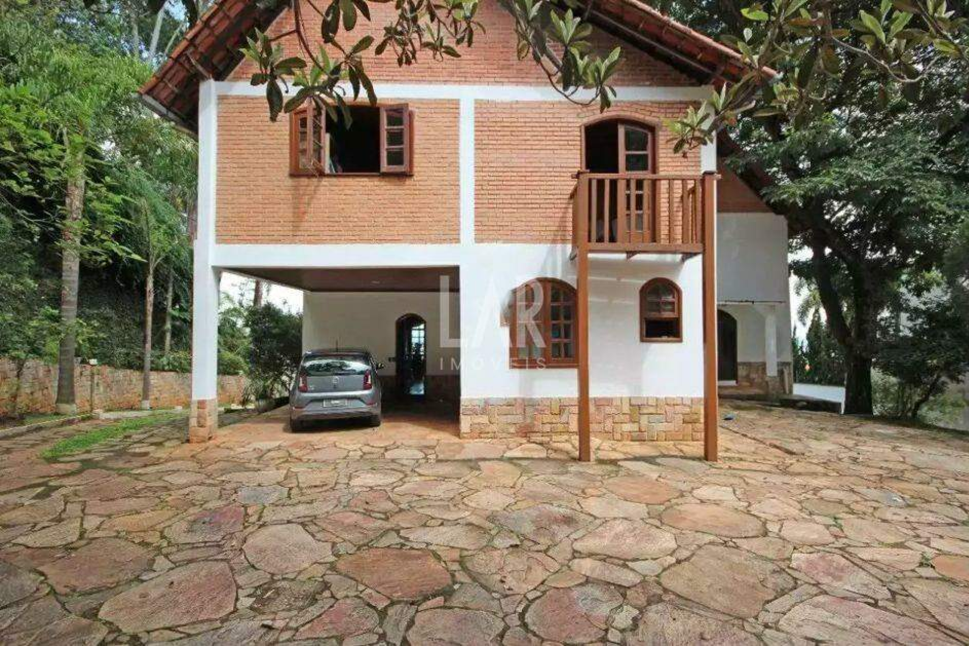 Casa de 4 quartos à venda, Belvedere, Belo Horizonte - MG