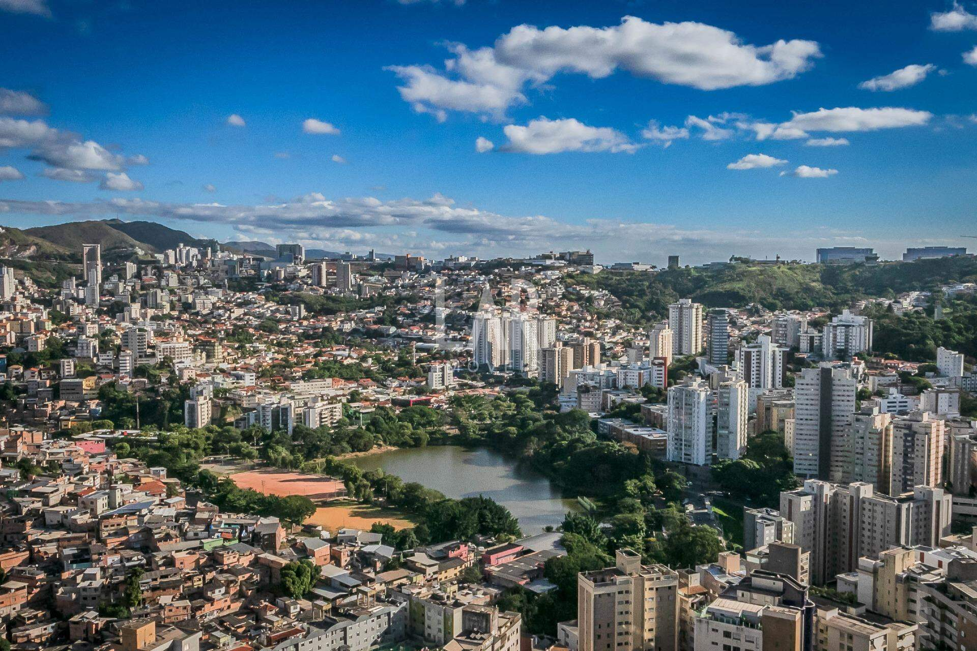 Cobertura de 3 quartos à venda, Santo Antônio, Belo Horizonte - MG