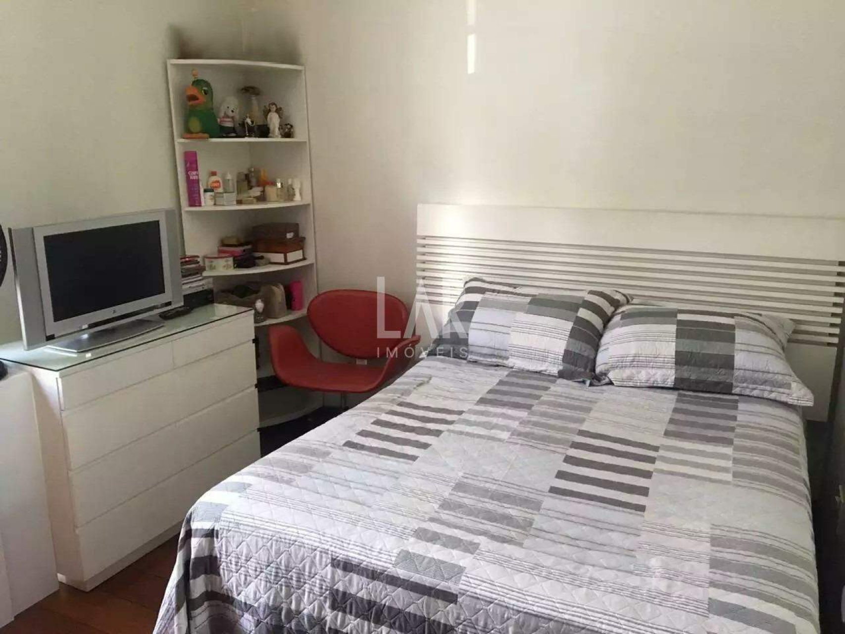 Apartamento de 4 quartos para alugar, São Luiz, Belo Horizonte - MG