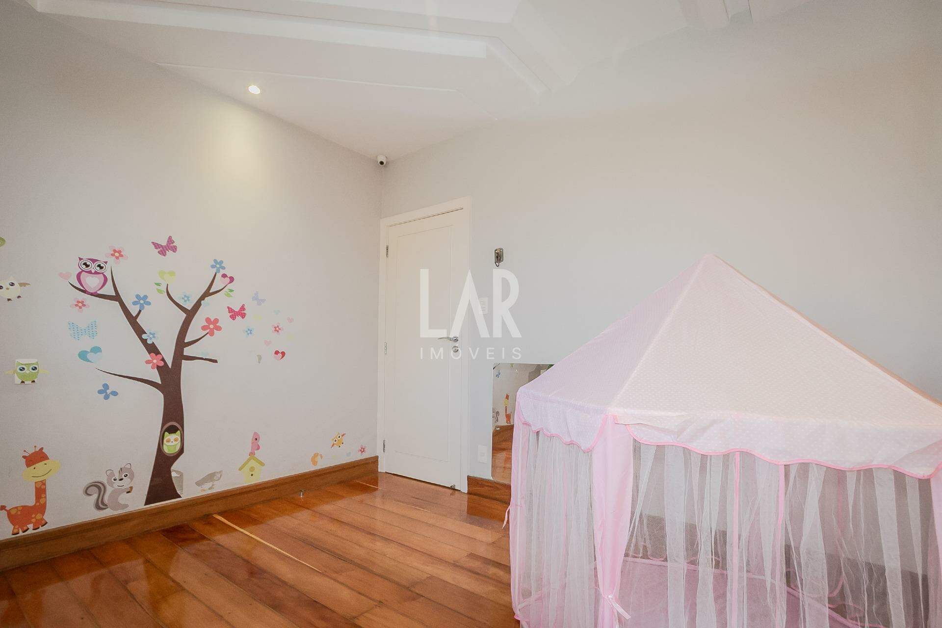 Casa de 4 quartos à venda, São Luiz, Belo Horizonte - MG