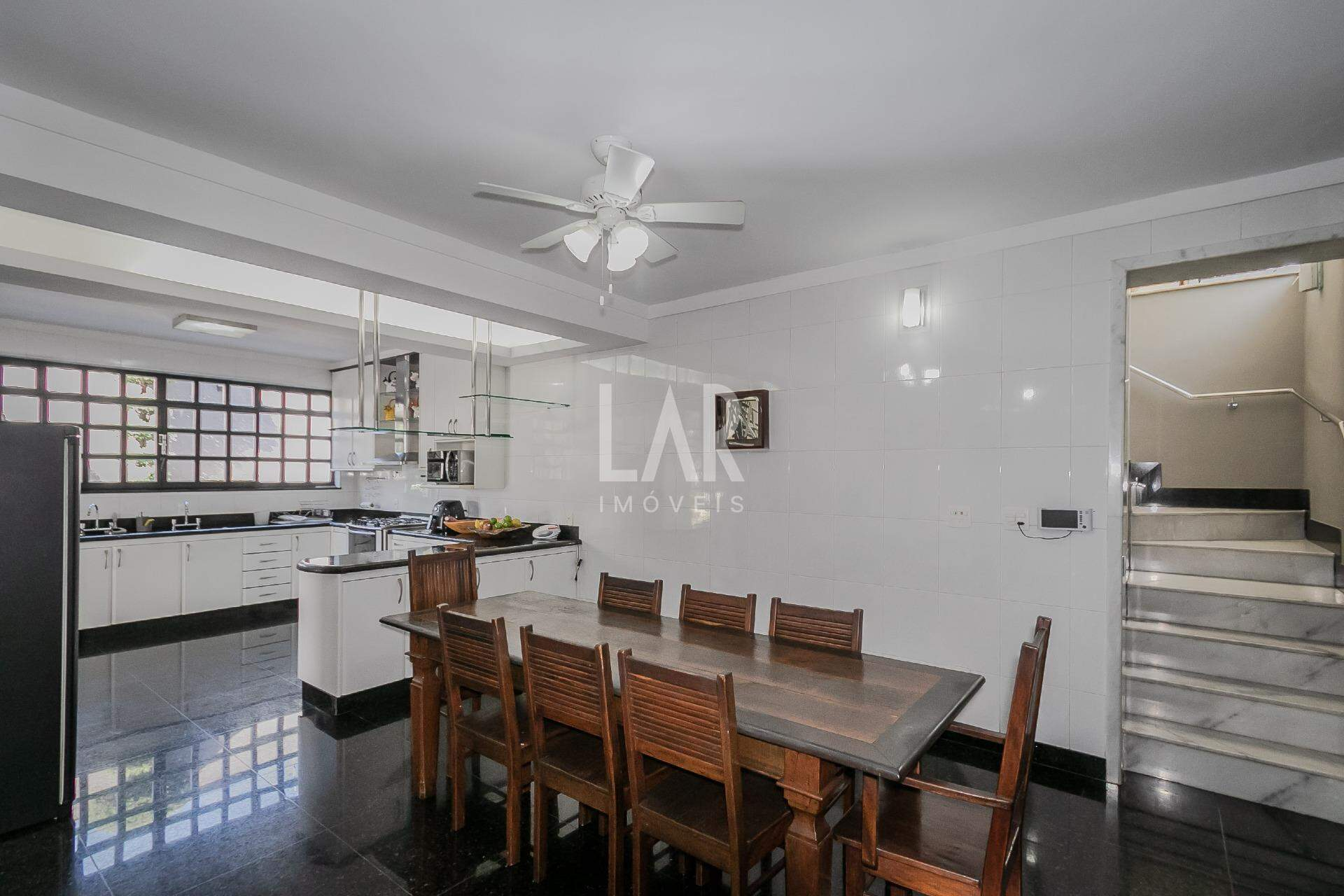 Casa de 4 quartos à venda, São Luiz, Belo Horizonte - MG
