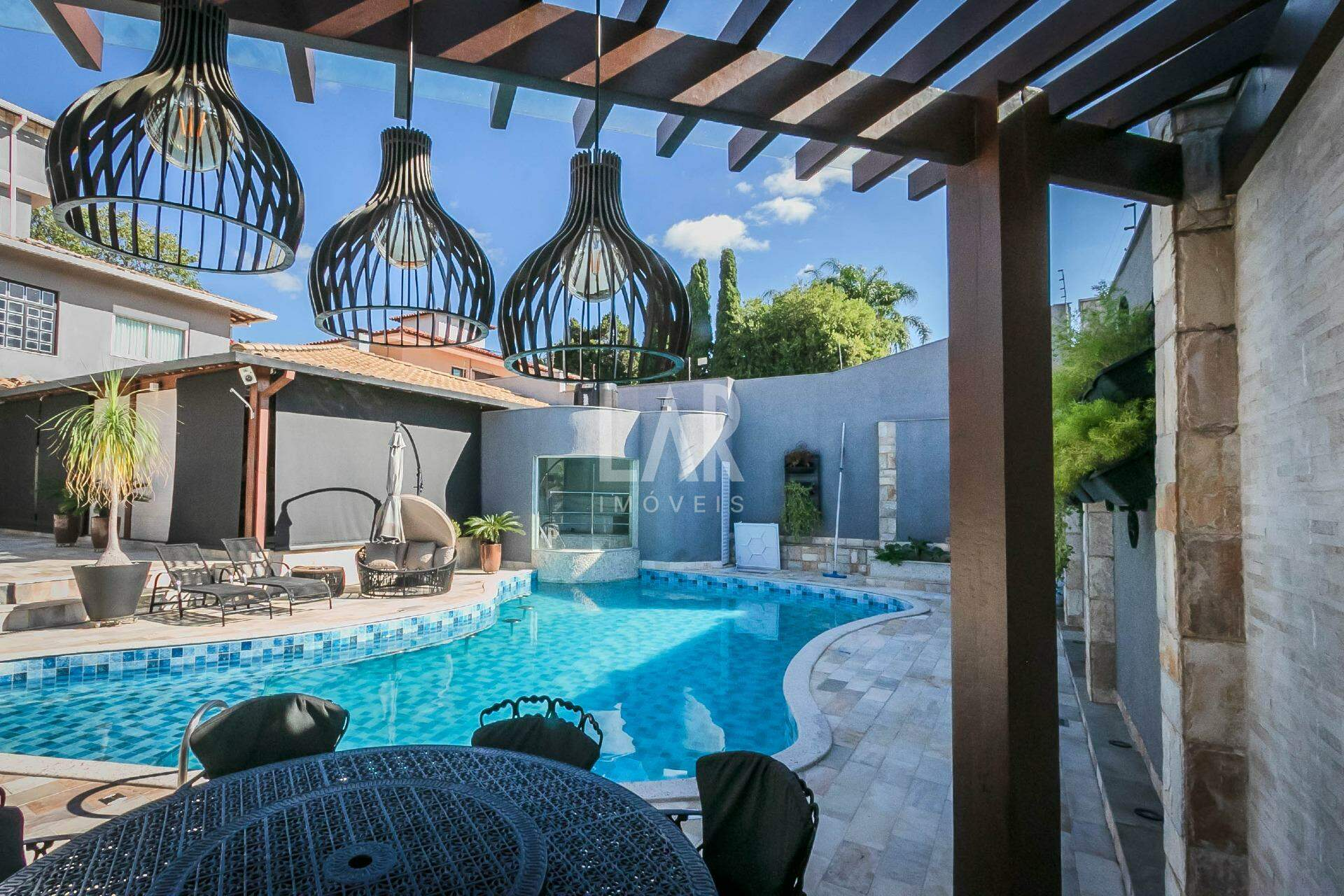 Casa de 4 quartos à venda, São Luiz, Belo Horizonte - MG