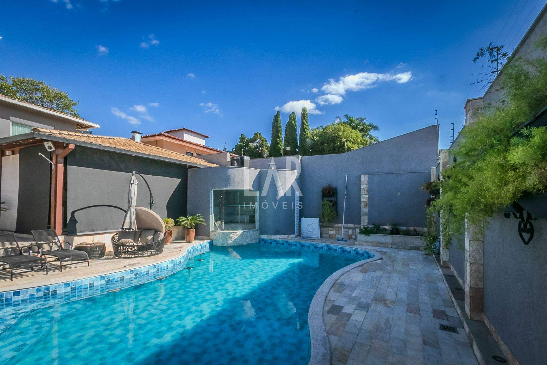 Casa de 4 quartos à venda, São Luiz, Belo Horizonte - MG