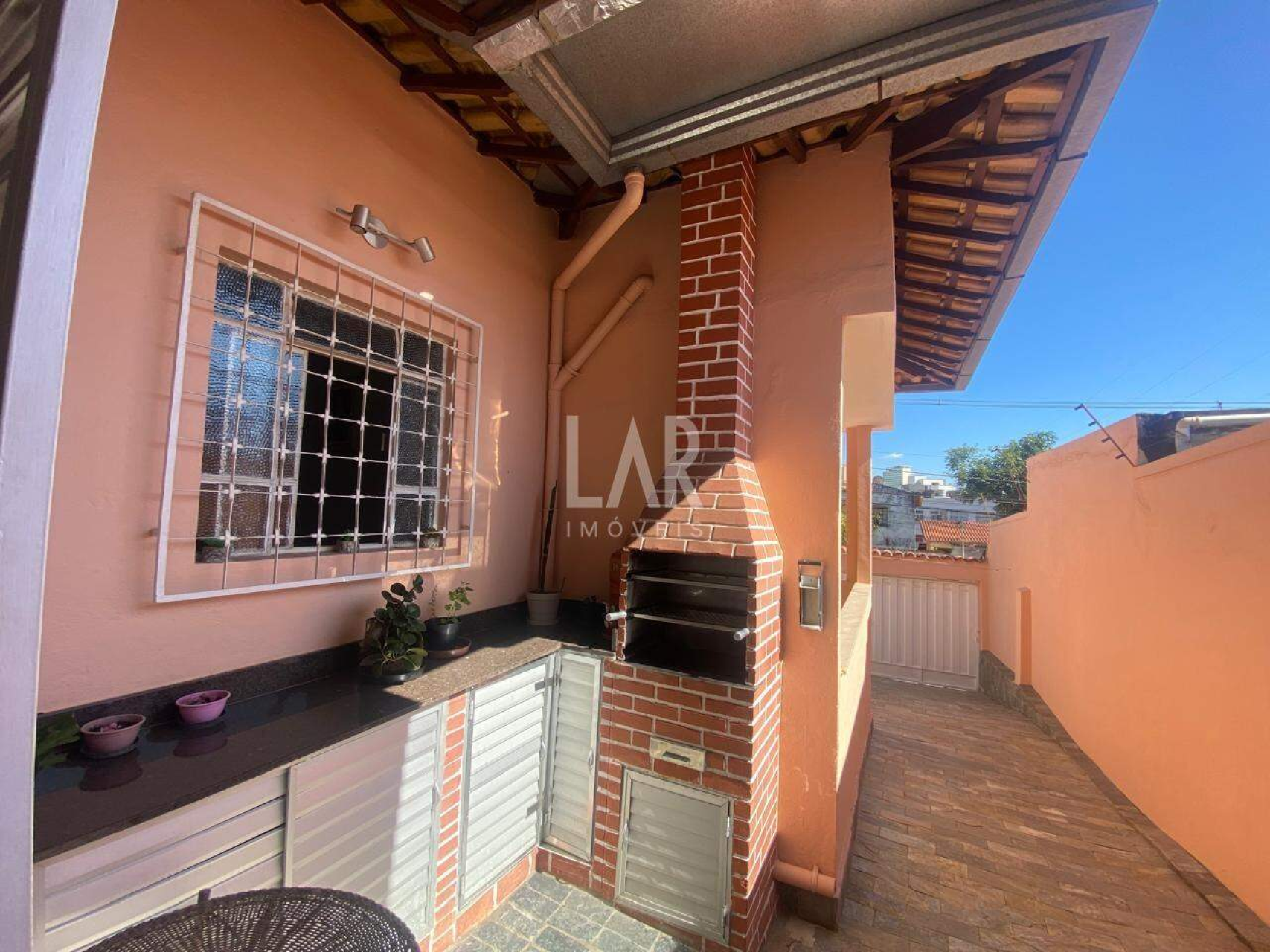 Casa de 3 quartos à venda, Santa Efigênia, Belo Horizonte - MG