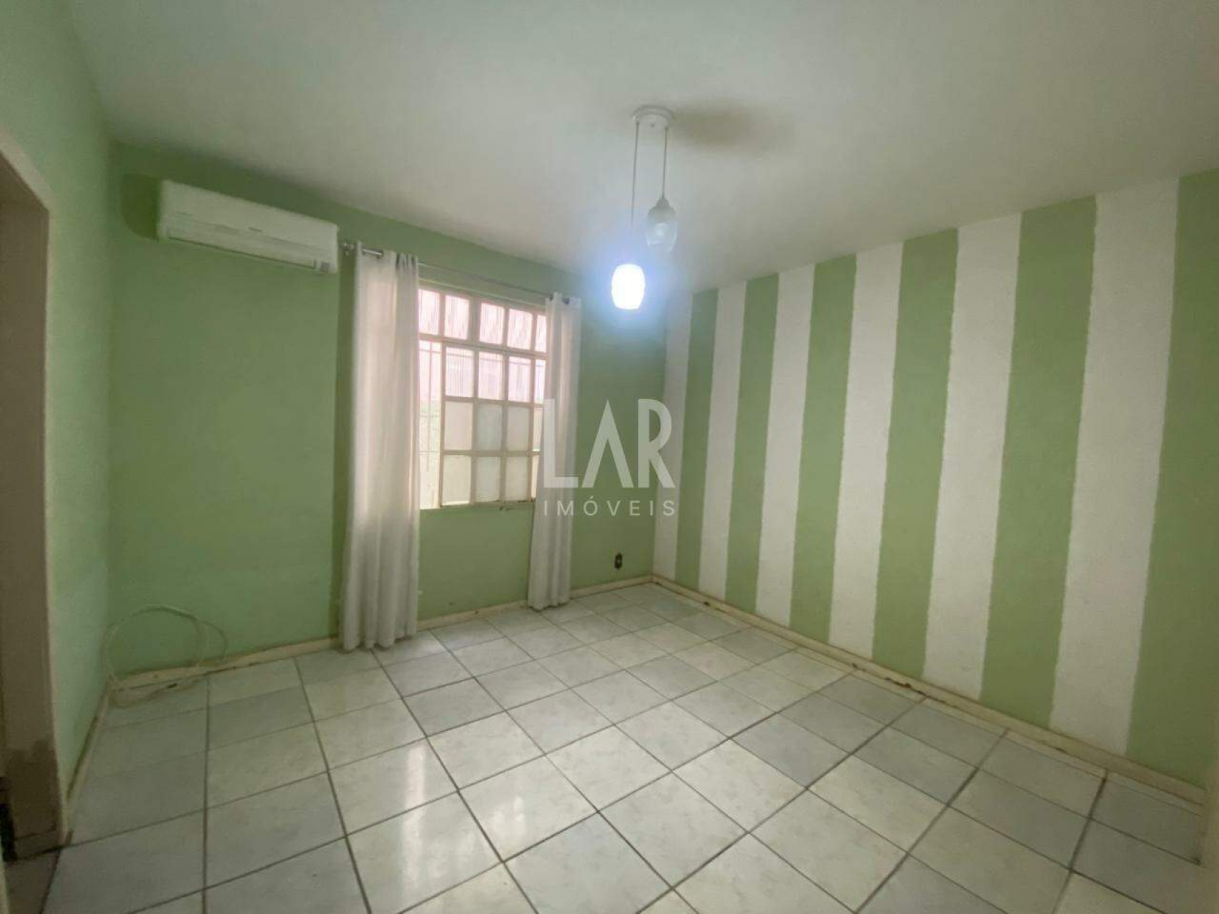 Casa de 4 quartos à venda, Itapoã, Belo Horizonte - MG