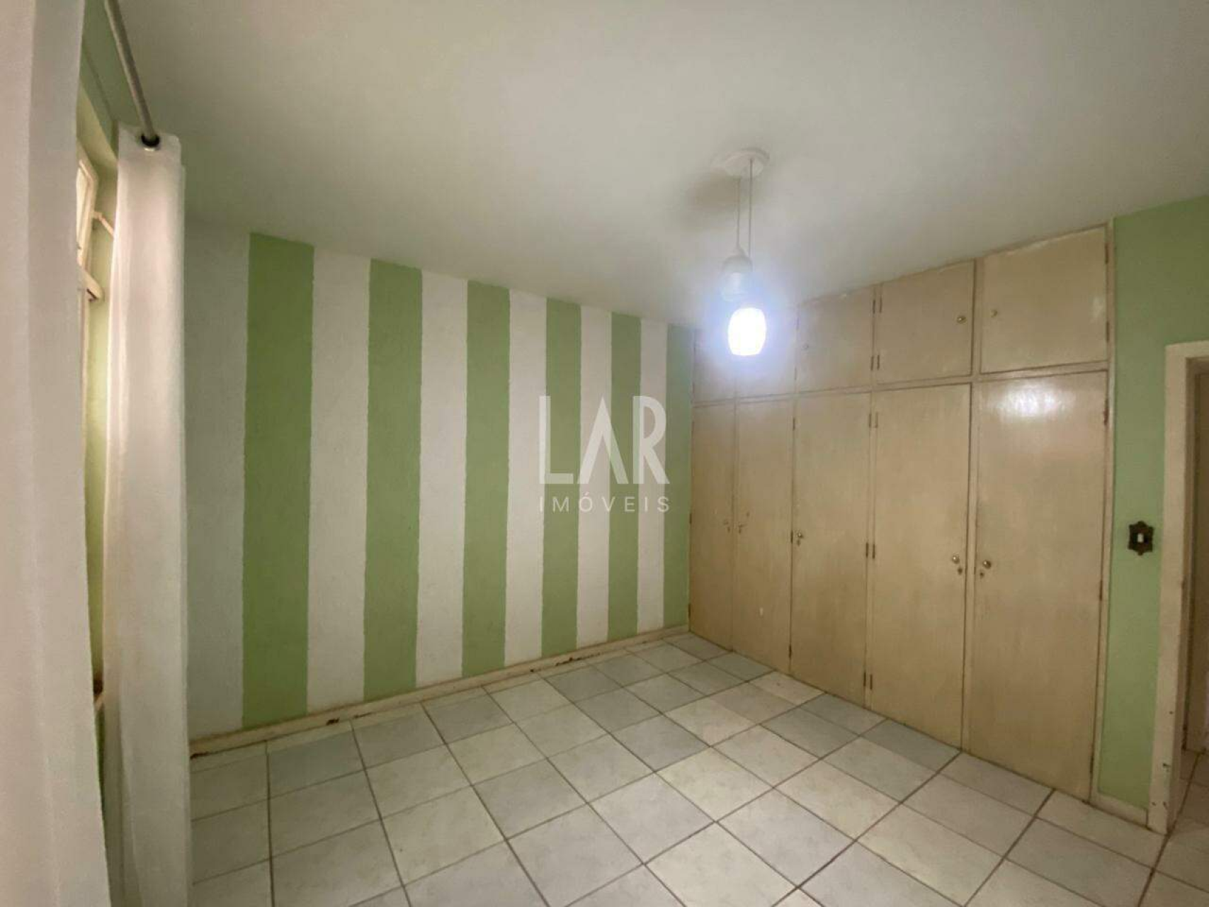 Casa de 4 quartos à venda, Itapoã, Belo Horizonte - MG
