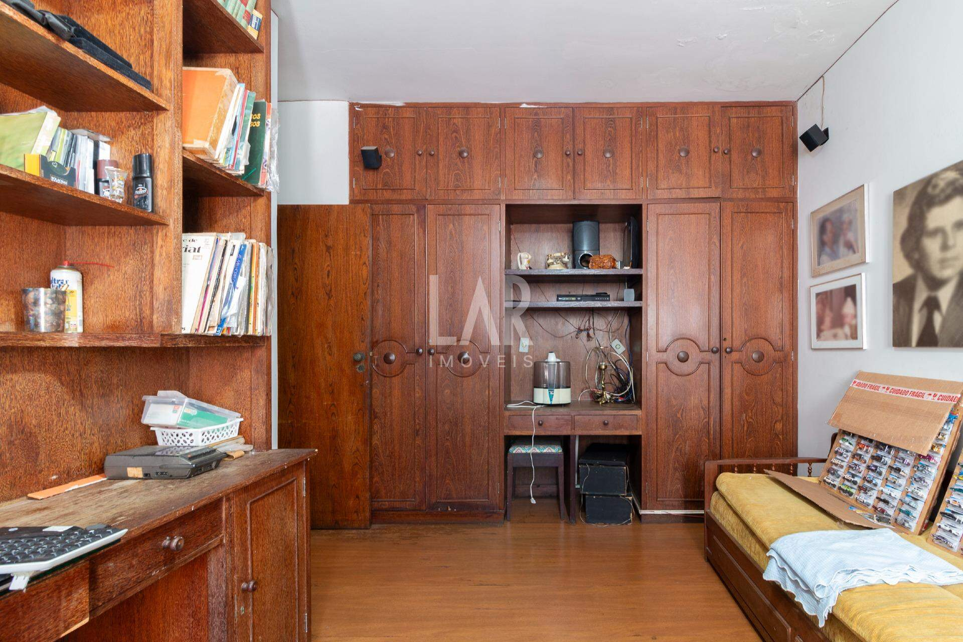 Casa de 9 quartos à venda, Serra, Belo Horizonte - MG