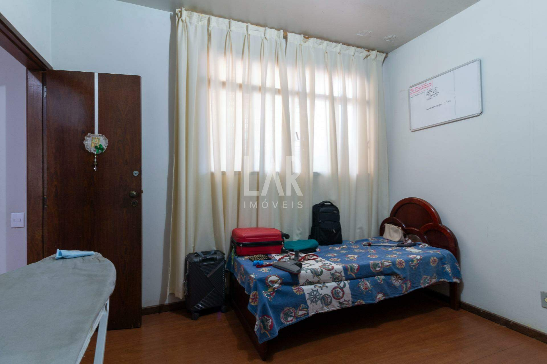 Casa de 9 quartos à venda, Serra, Belo Horizonte - MG