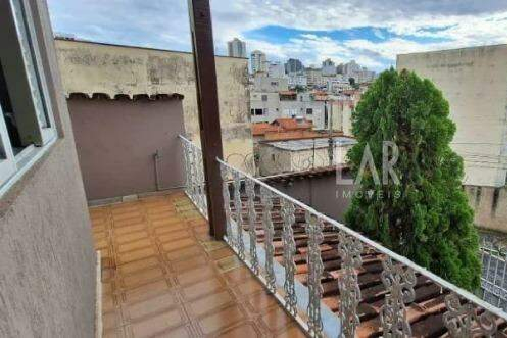 Casa de 3 quartos à venda, Sagrada Família, Belo Horizonte - MG