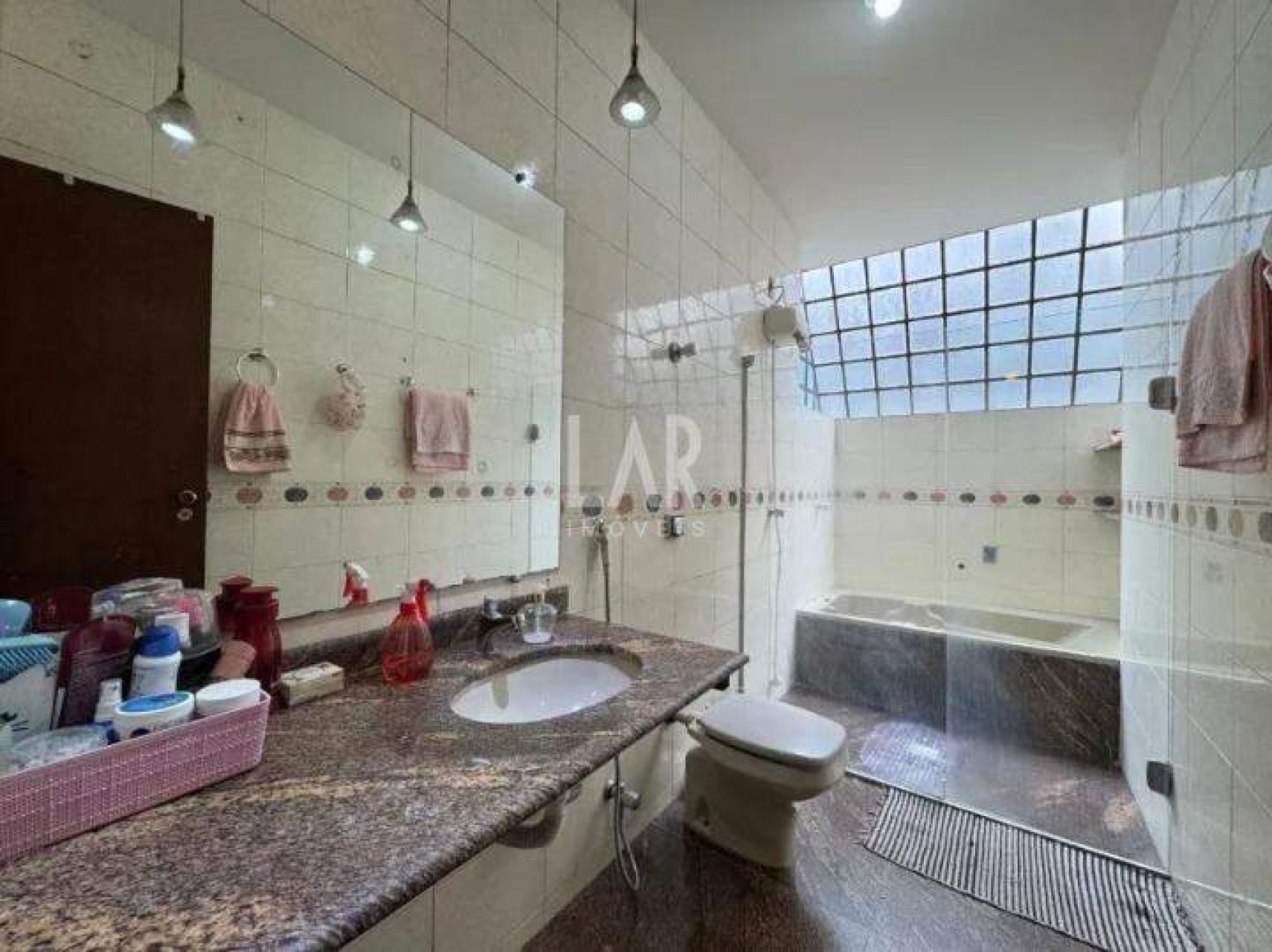 Casa de 5 quartos à venda, Sagrada Família, Belo Horizonte - MG