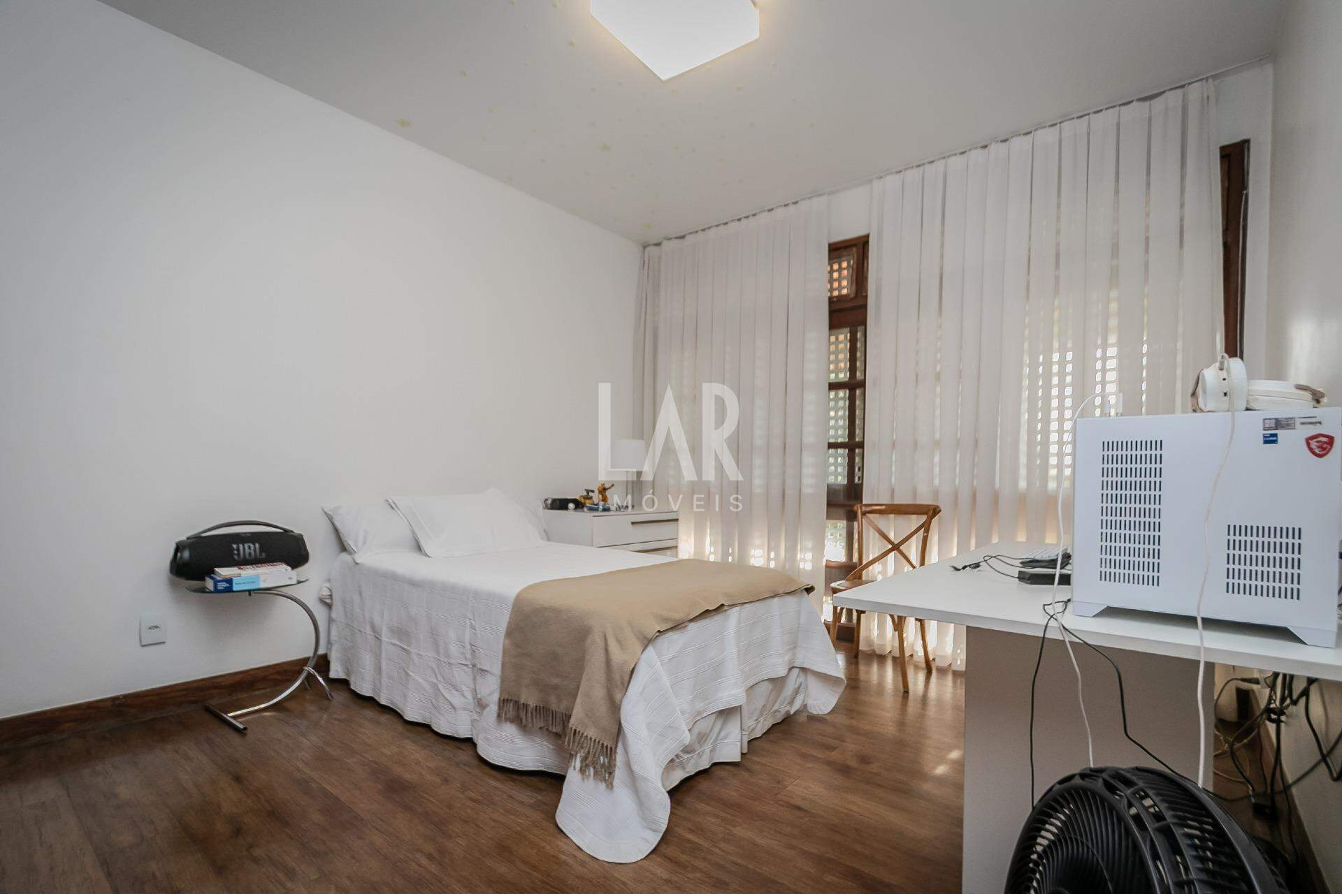 Casa de 7 quartos à venda, São José, Belo Horizonte - MG