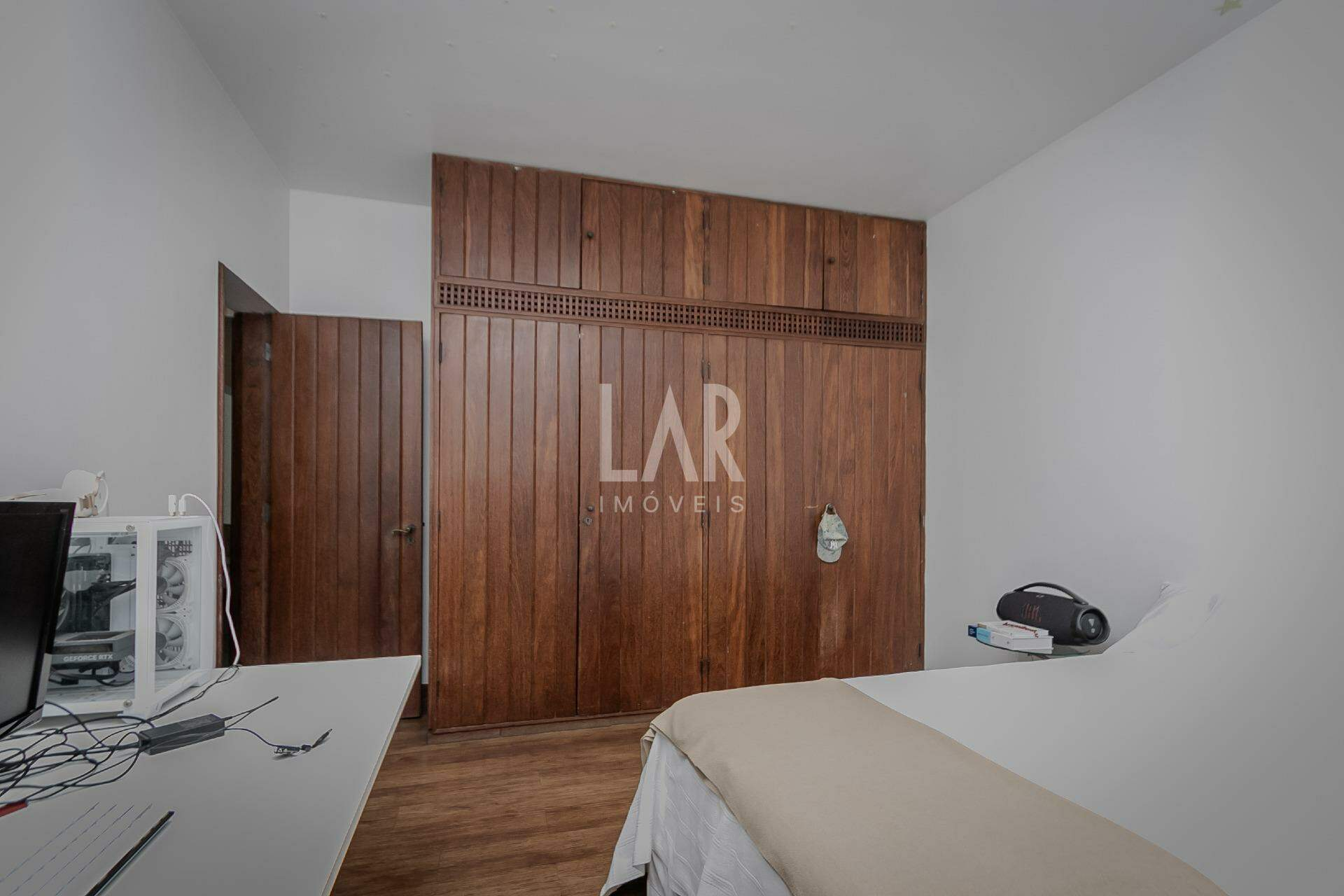 Casa de 7 quartos à venda, São José, Belo Horizonte - MG