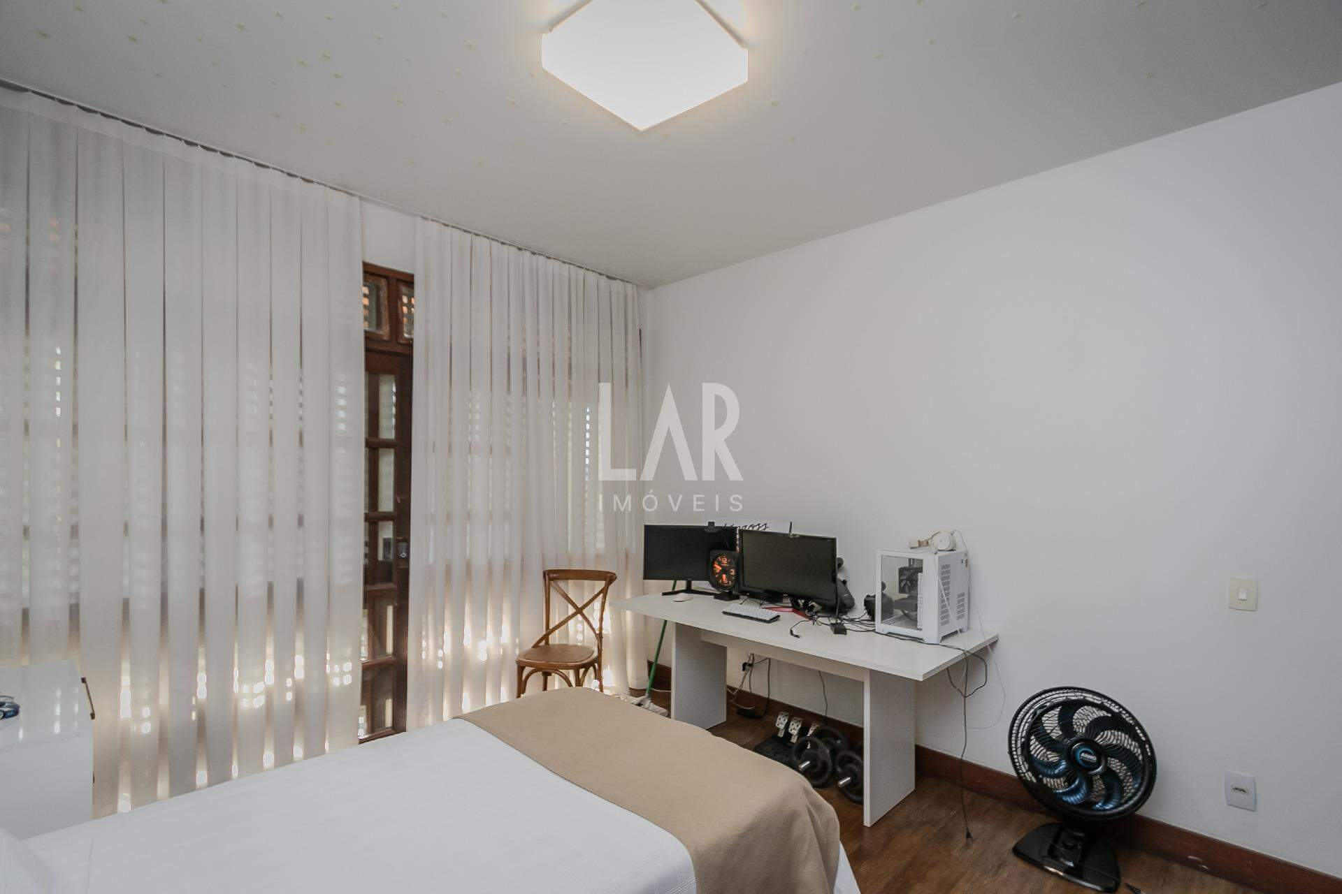 Casa de 7 quartos à venda, São José, Belo Horizonte - MG