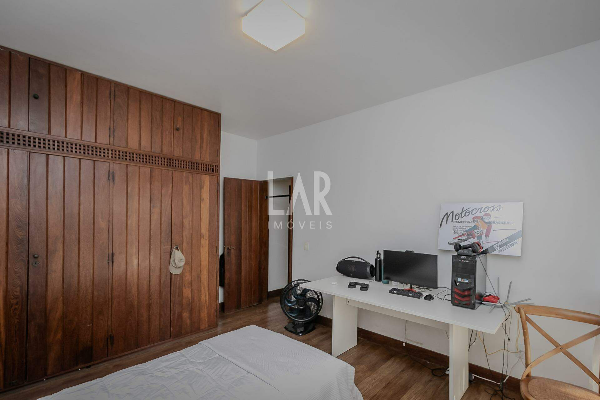 Casa de 7 quartos à venda, São José, Belo Horizonte - MG
