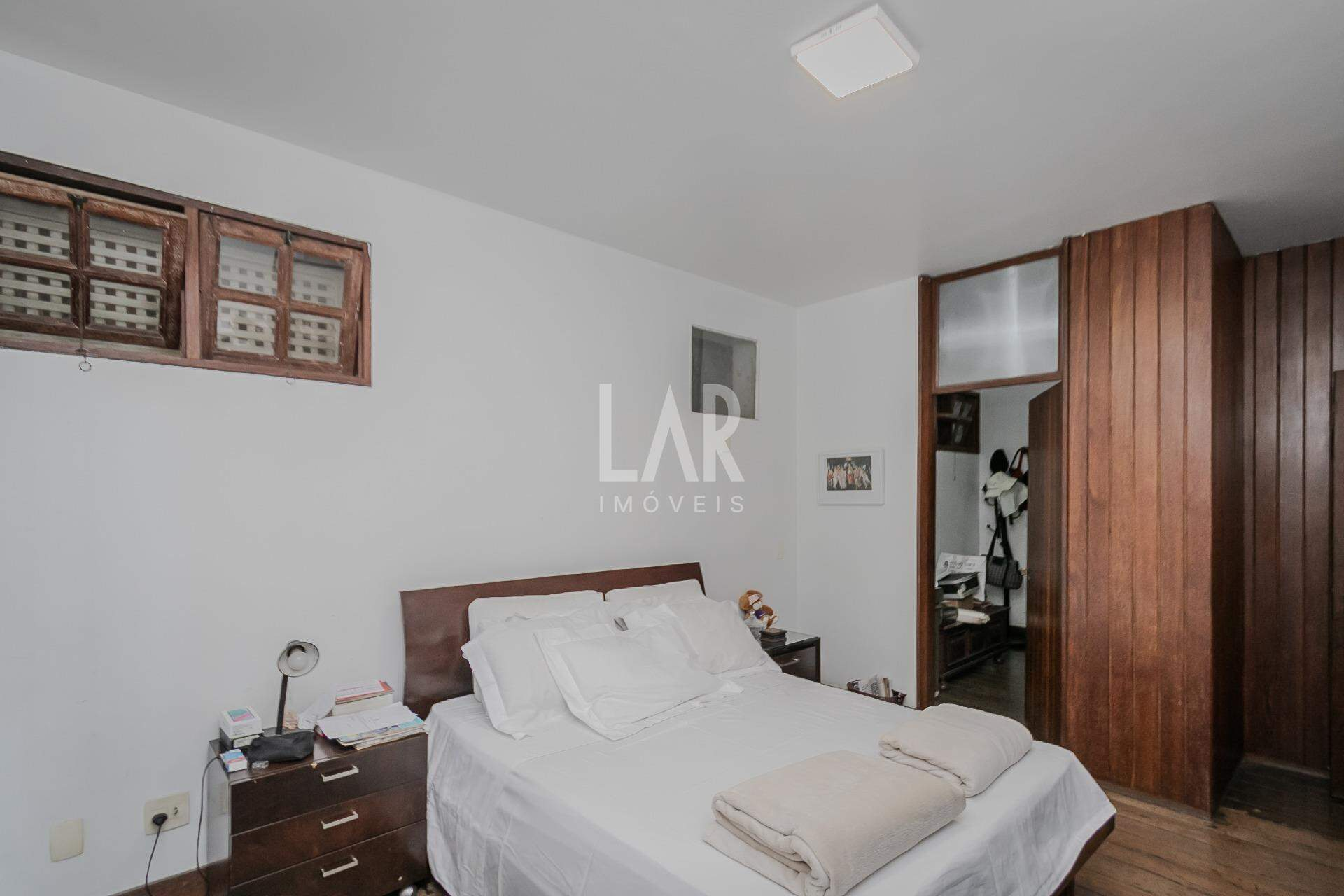Casa de 7 quartos à venda, São José, Belo Horizonte - MG
