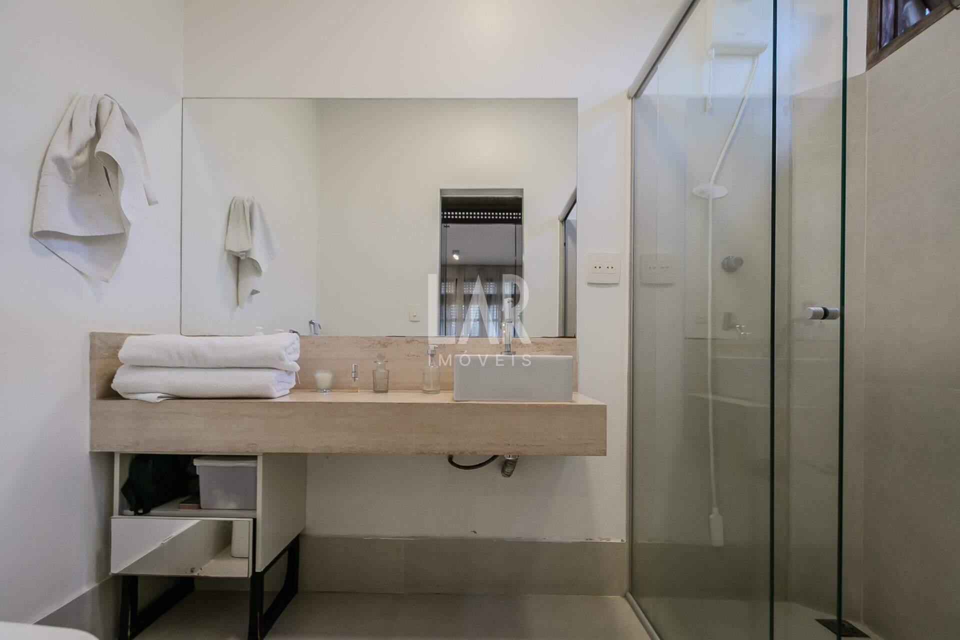Casa de 7 quartos à venda, São José, Belo Horizonte - MG