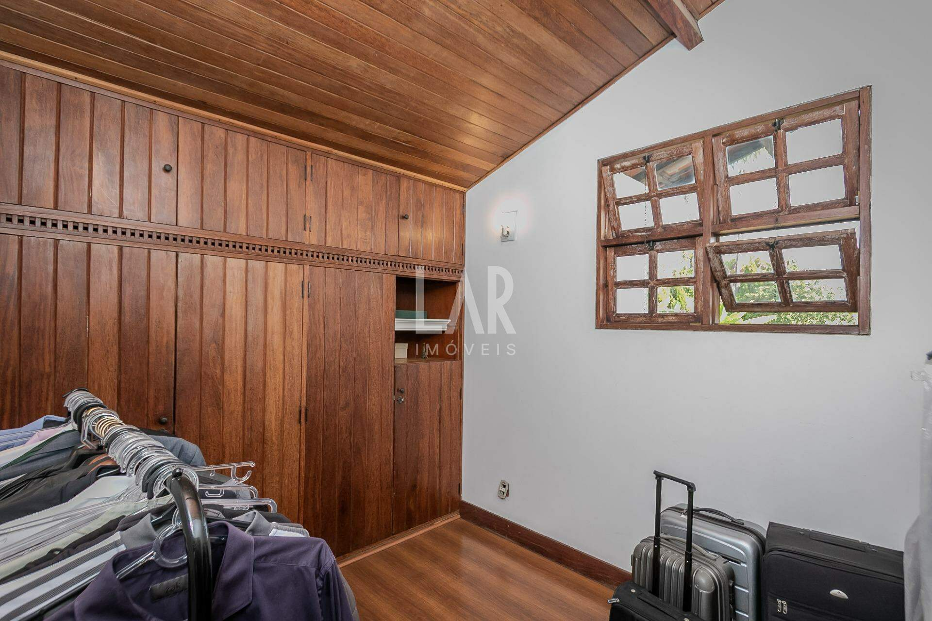 Casa de 7 quartos à venda, São José, Belo Horizonte - MG