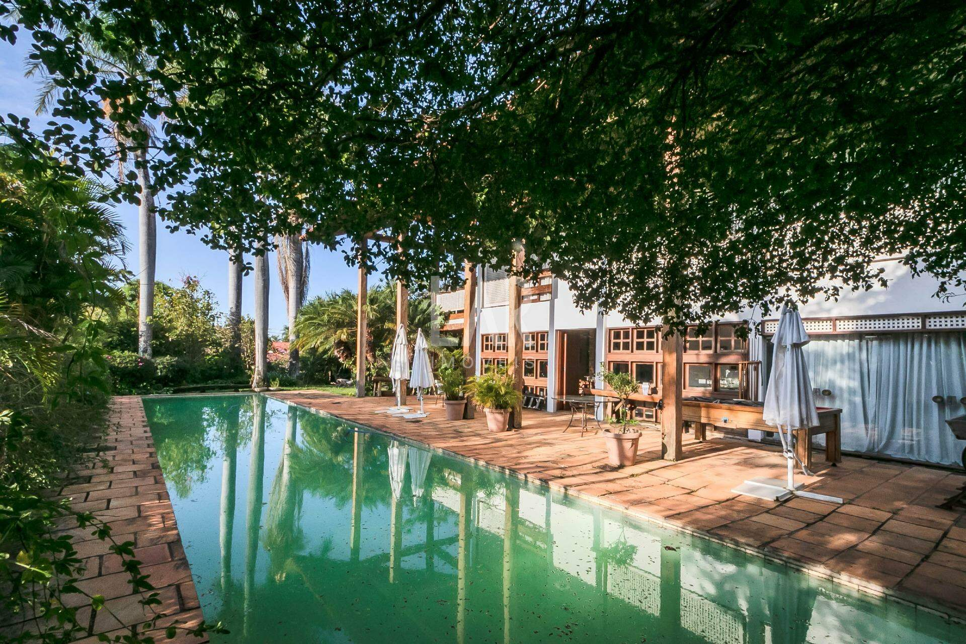 Casa de 7 quartos à venda, São José, Belo Horizonte - MG