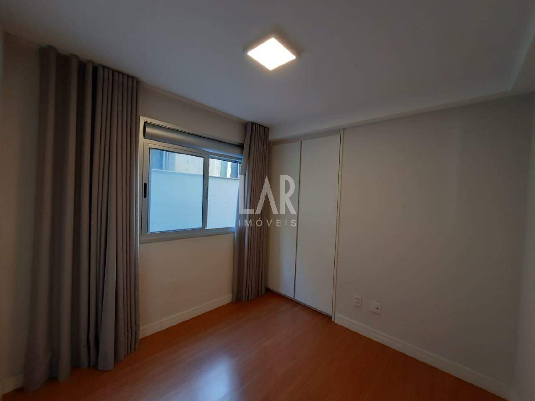 Apartamento de 2 quartos para alugar, Lourdes, Belo Horizonte - MG