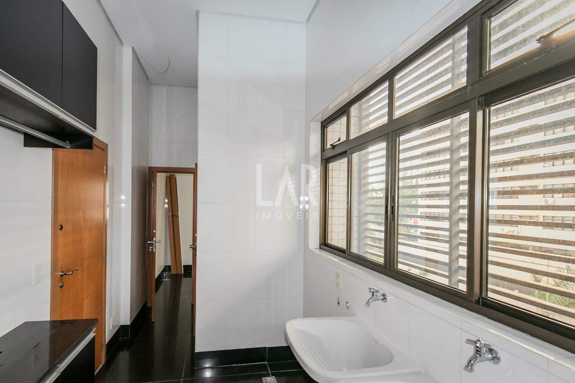 Apartamento de 4 quartos à venda, Vila da Serra, Nova Lima - MG