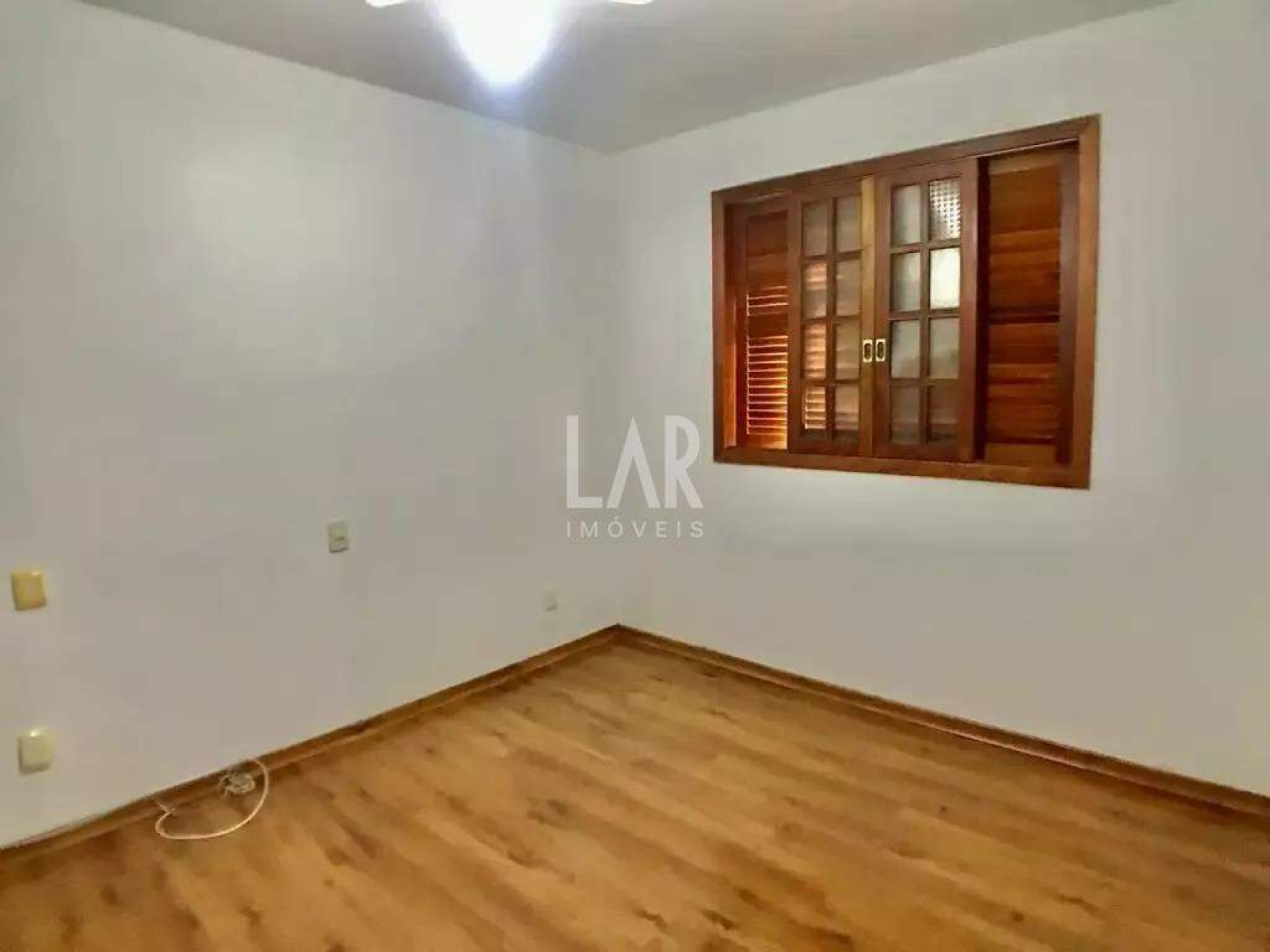 Casa de 3 quartos à venda, Estoril, Belo Horizonte - MG
