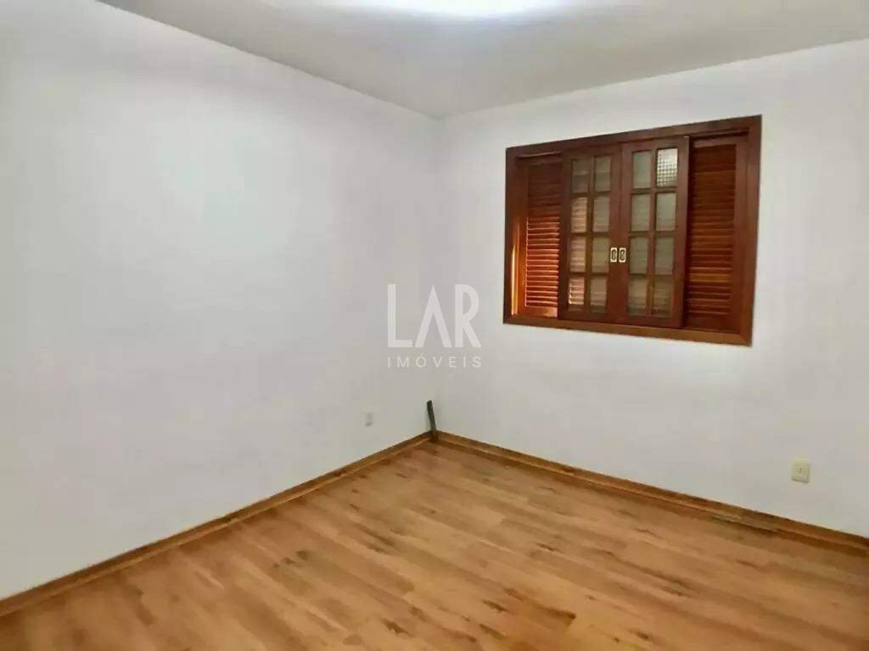 Casa de 3 quartos à venda, Estoril, Belo Horizonte - MG