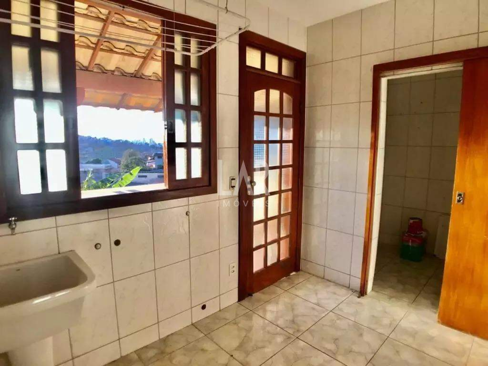 Casa de 3 quartos à venda, Estoril, Belo Horizonte - MG